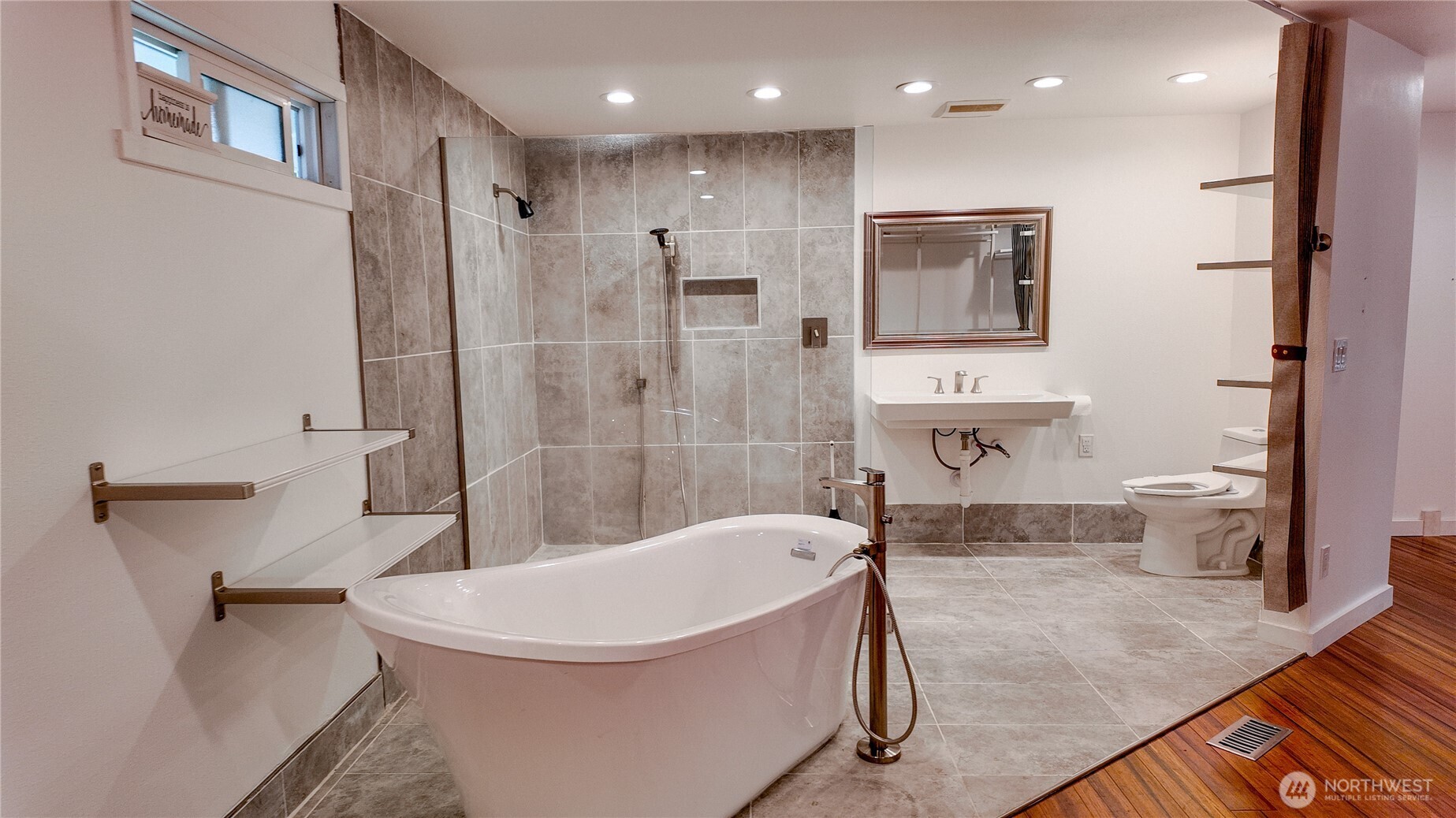 37702 27th Place Property Photo 11