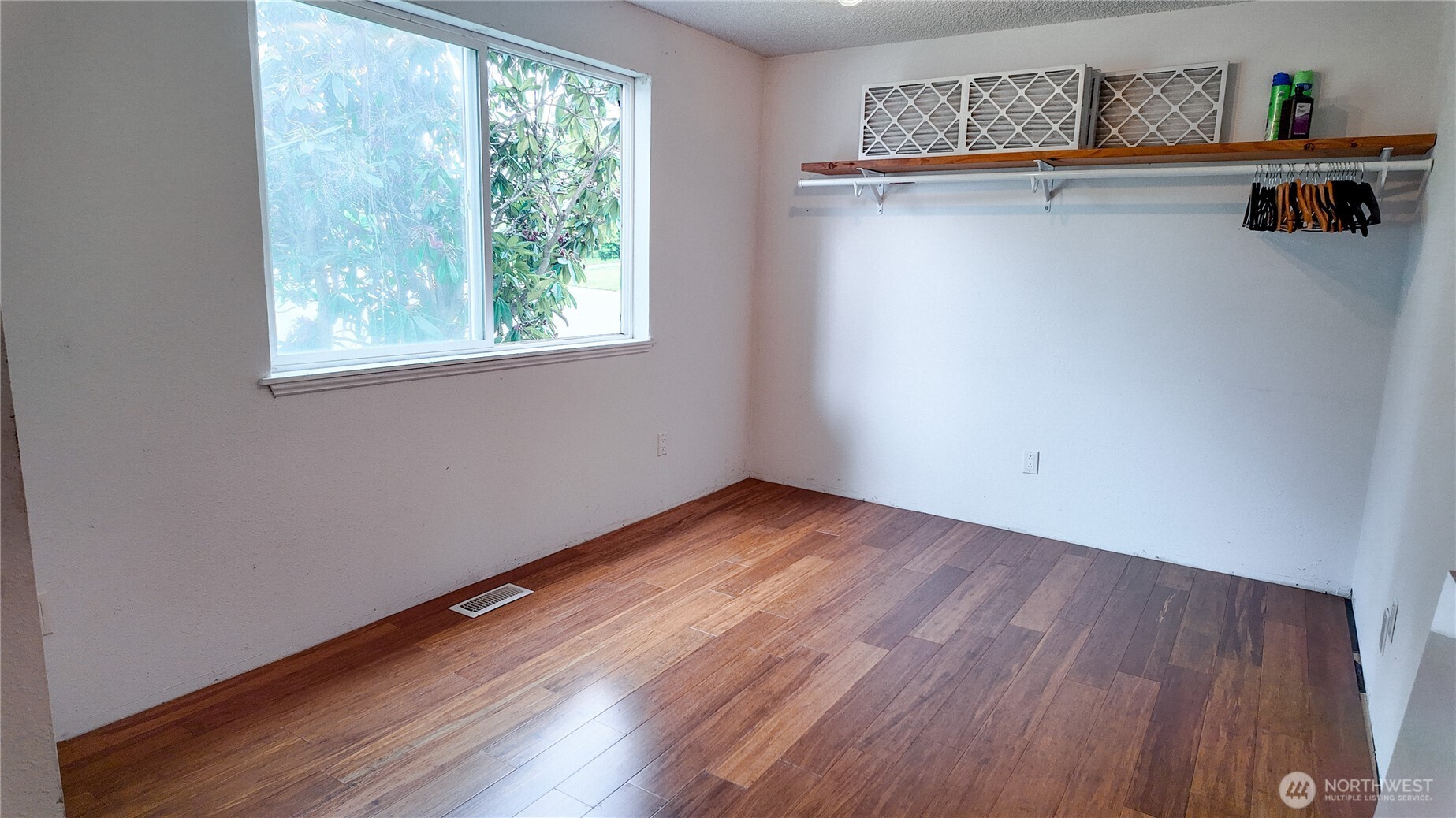 37702 27th Place Property Photo 13