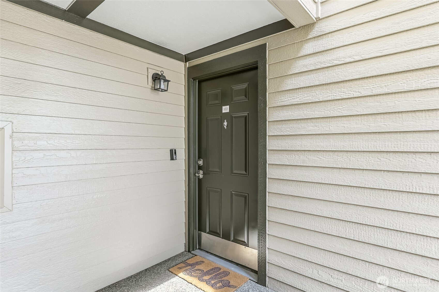 26005 106th Place A102 Property Photo 3