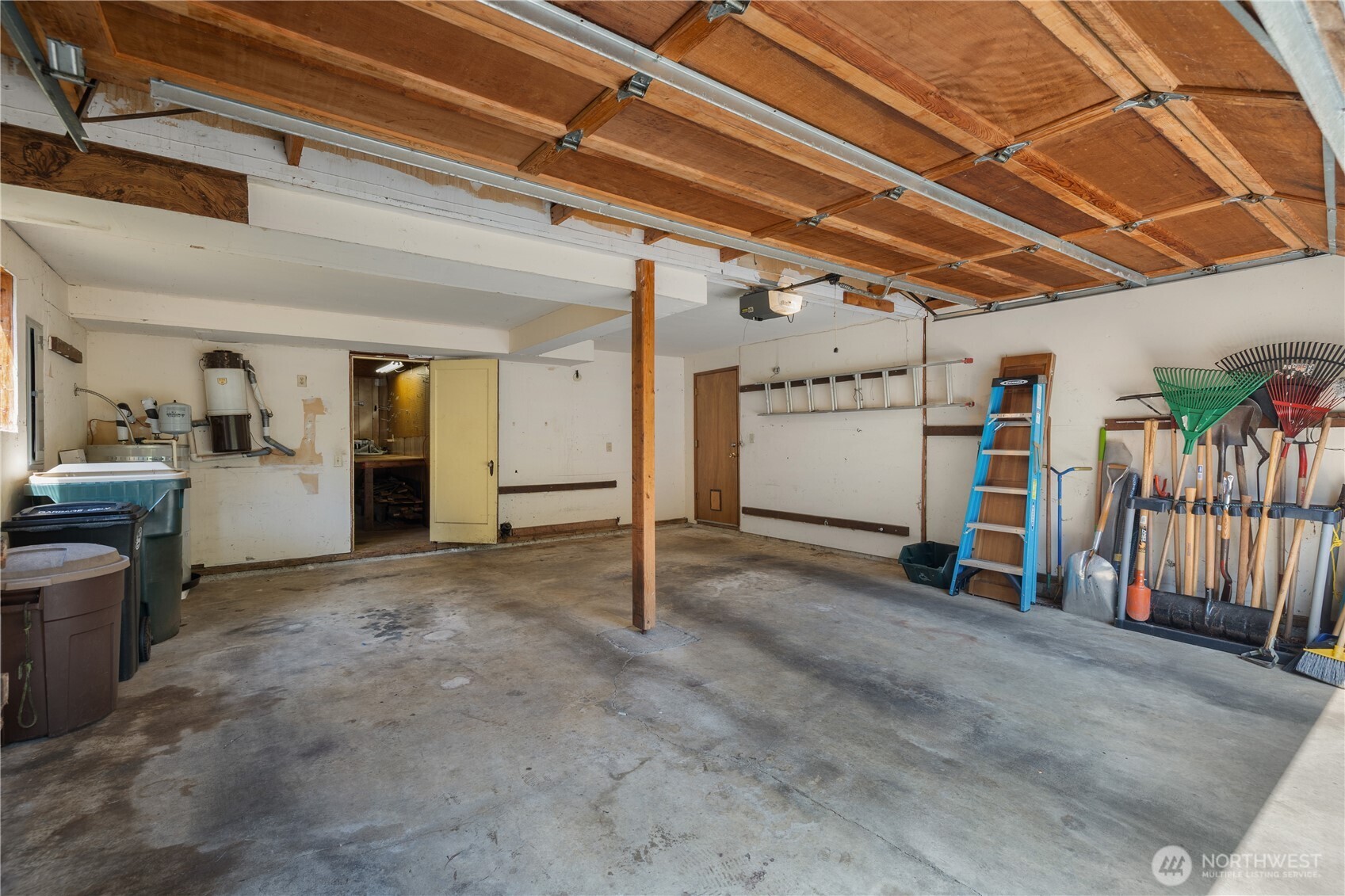 6717 Northill Drive Property Photo 33