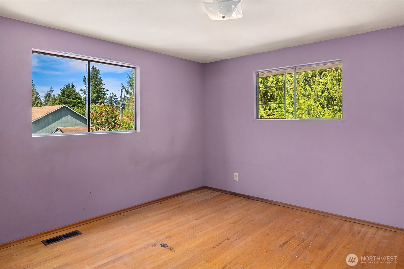 320 Ne 185th Street Property Photo 17