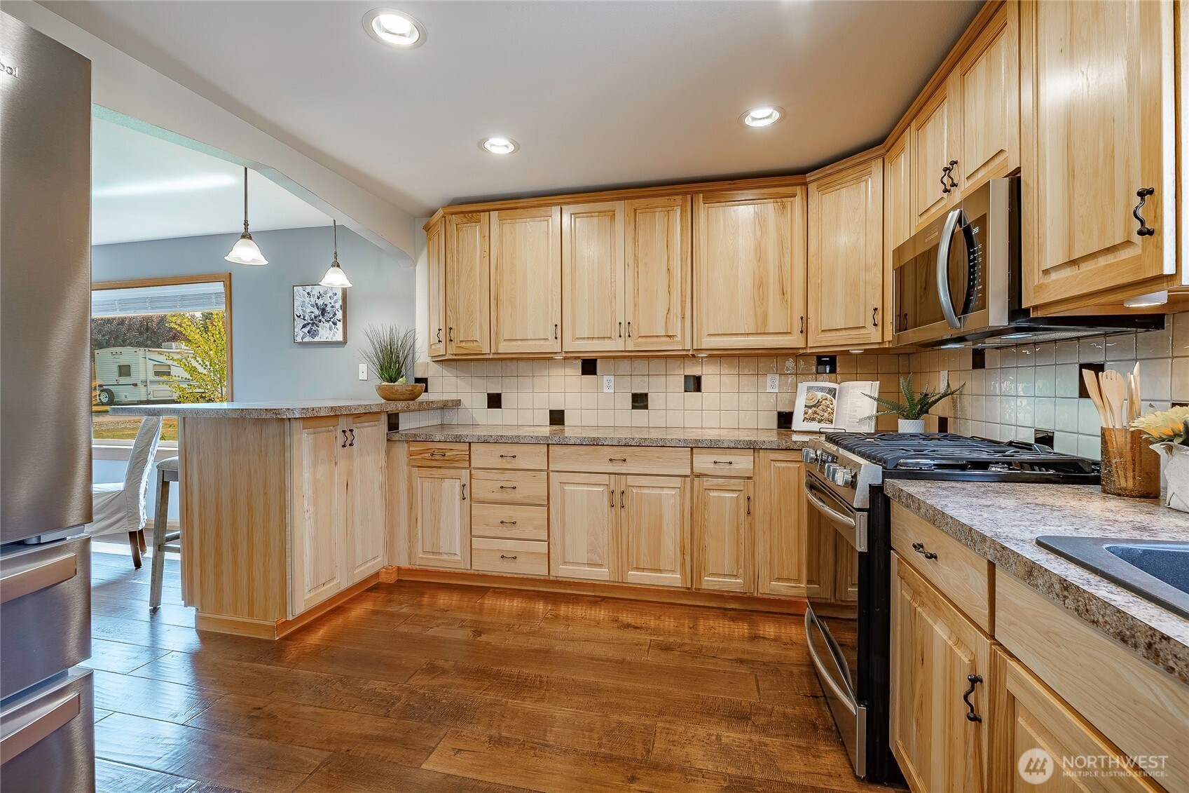 774 Pine Street Property Photo 12