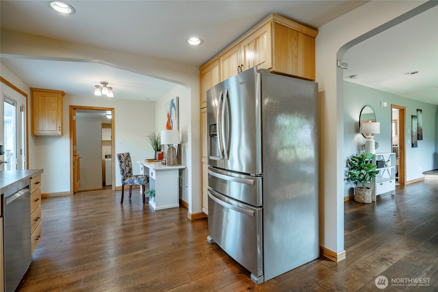774 Pine Street Property Photo 14