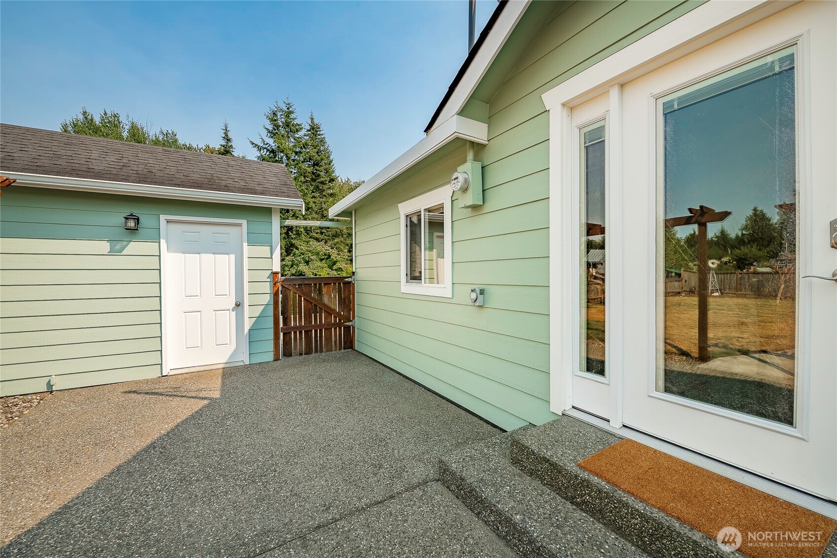 774 Pine Street Property Photo 16