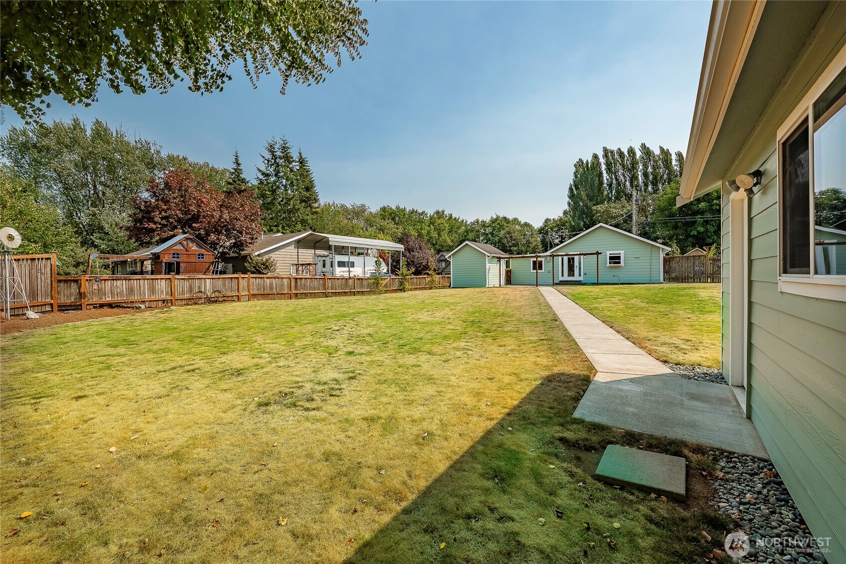774 Pine Street Property Photo 21
