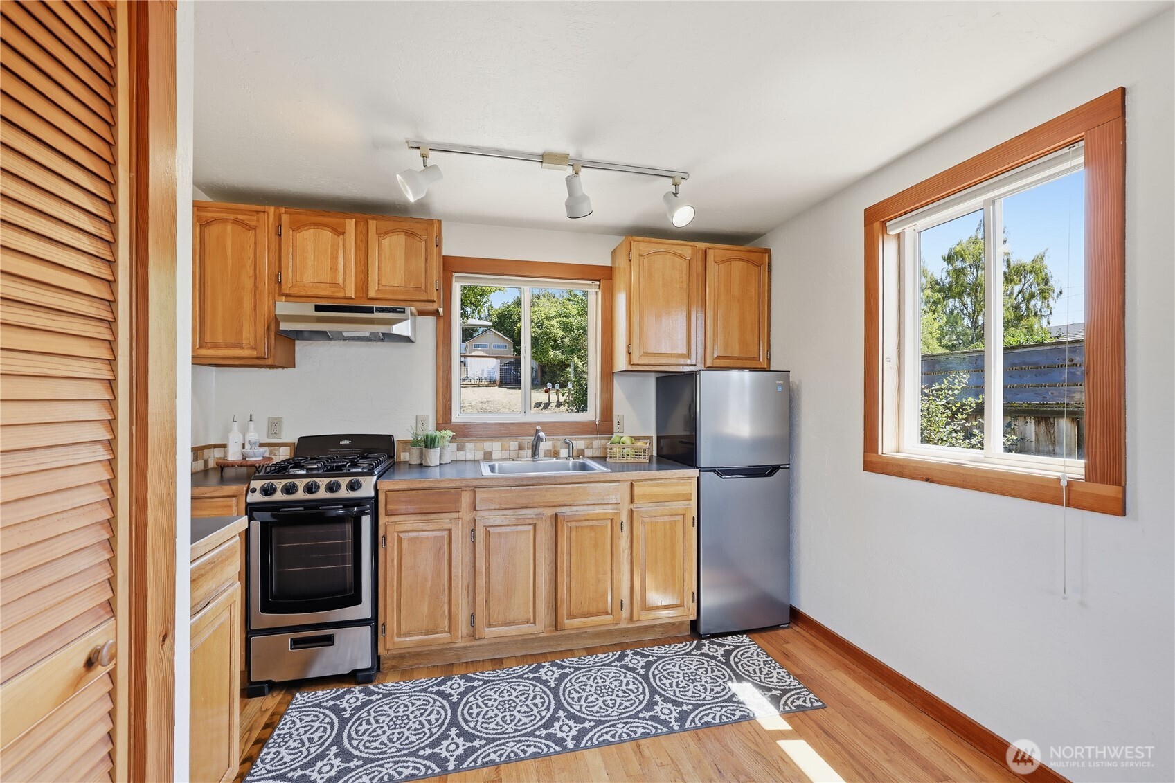 611 Rose Street Property Photo 31