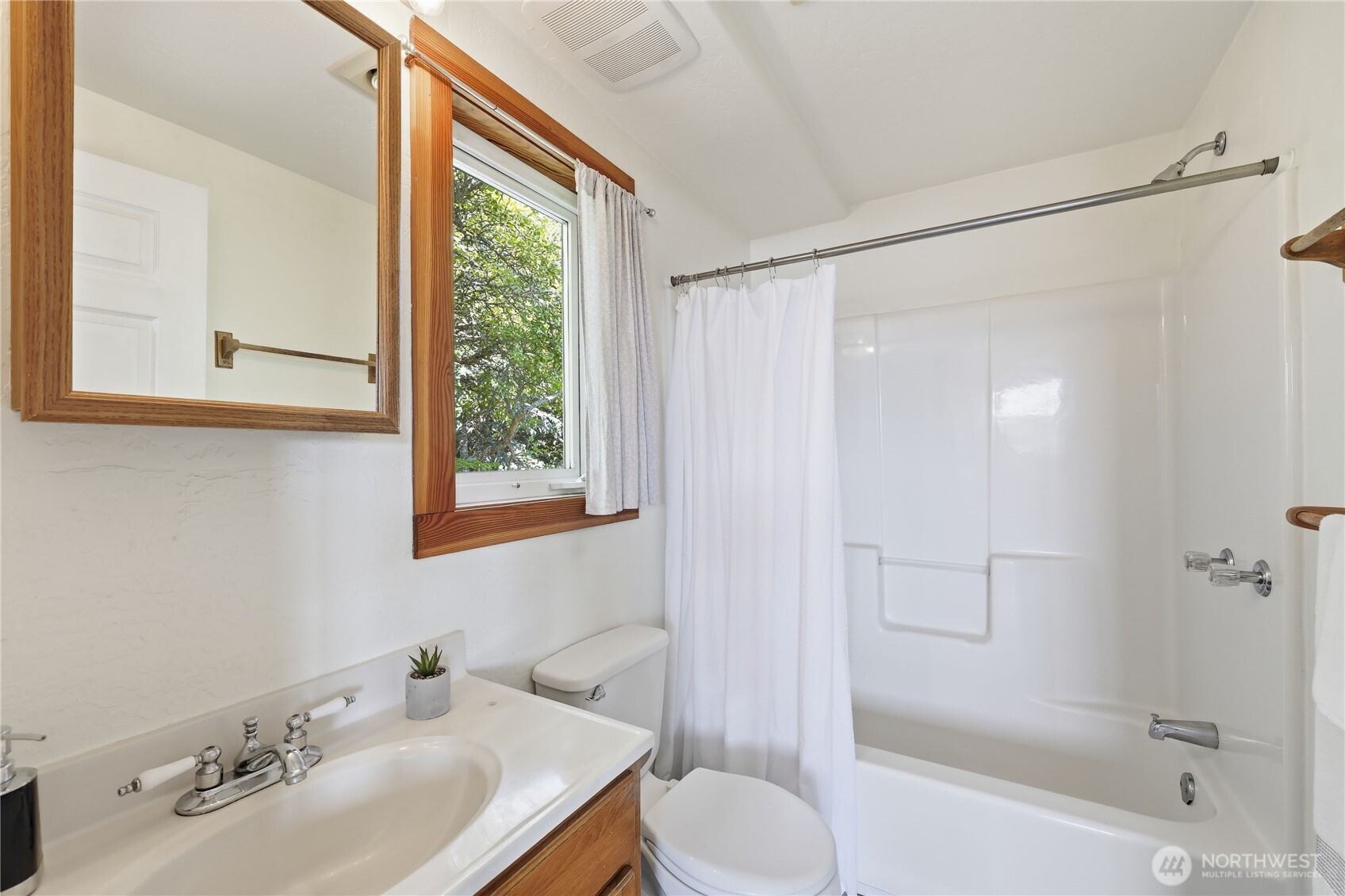 611 Rose Street Property Photo 33