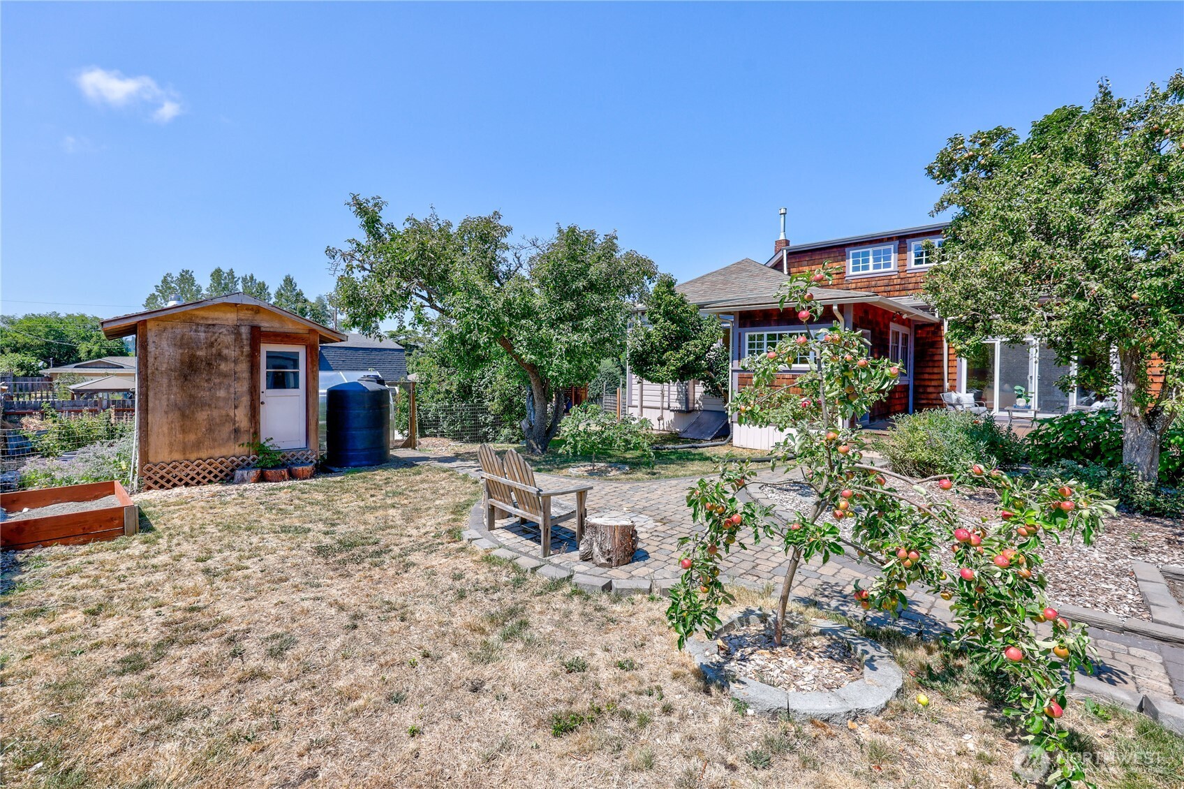 611 Rose Street Property Photo 35