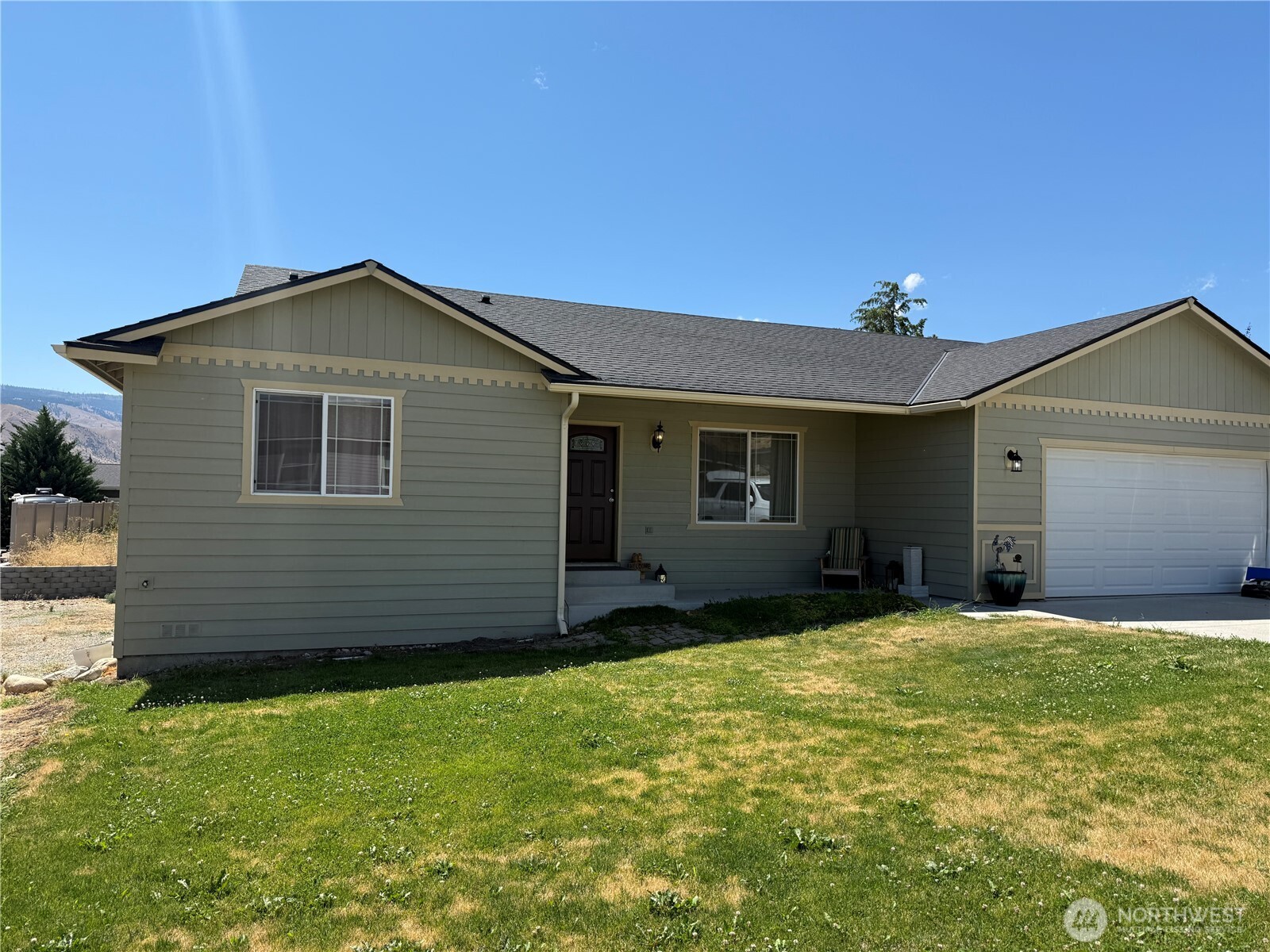 1030 Crest Loop Property Photo 16