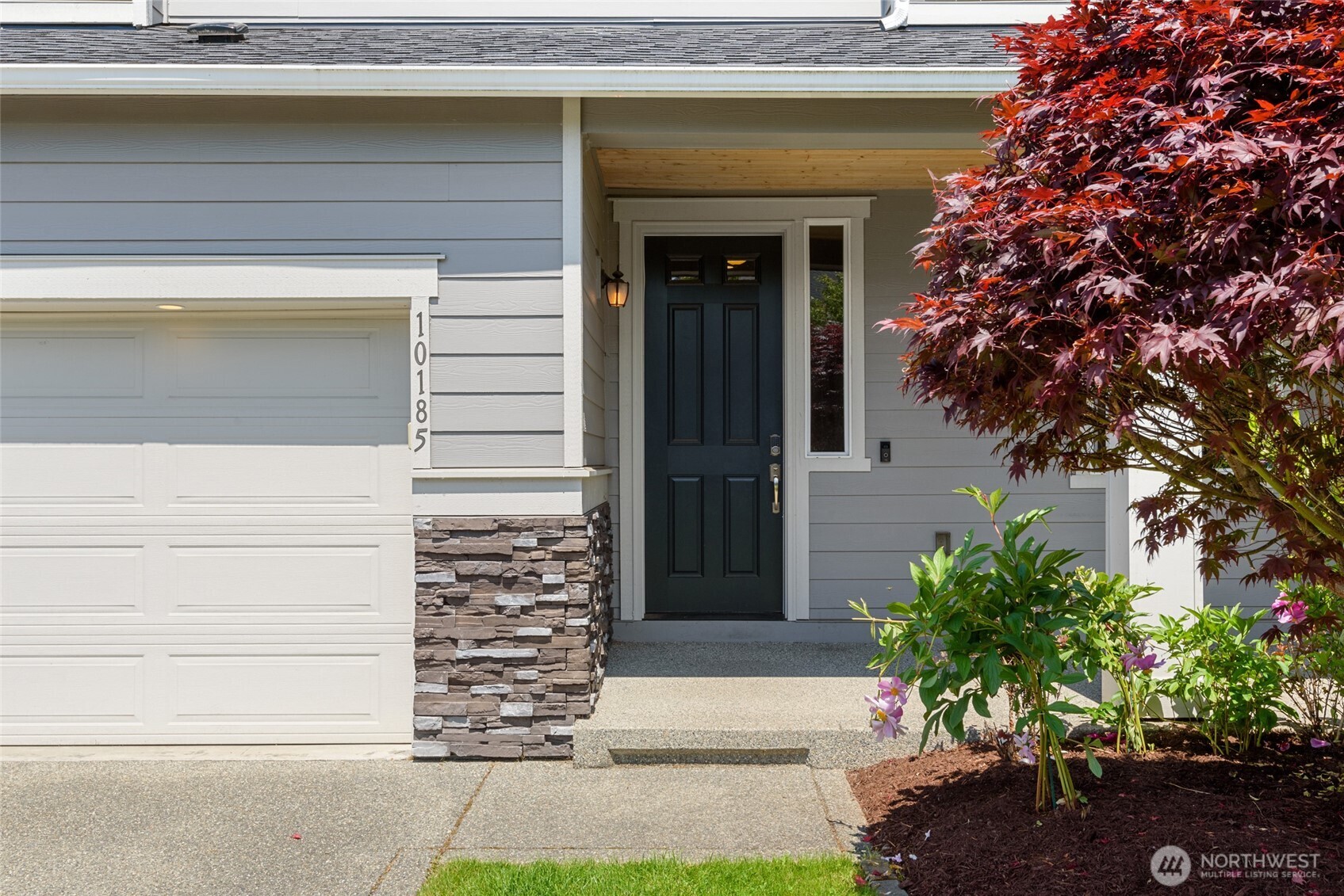 10185 33rd Place Property Photo 2