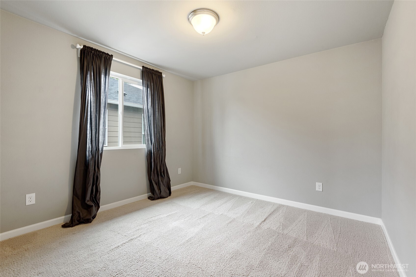 10185 33rd Place Property Photo 18