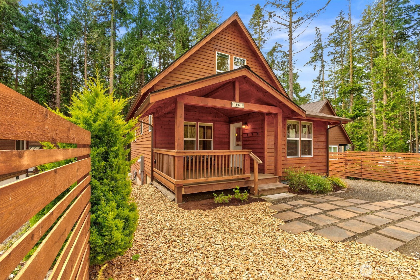 1061 53rd Street Property Photo 3