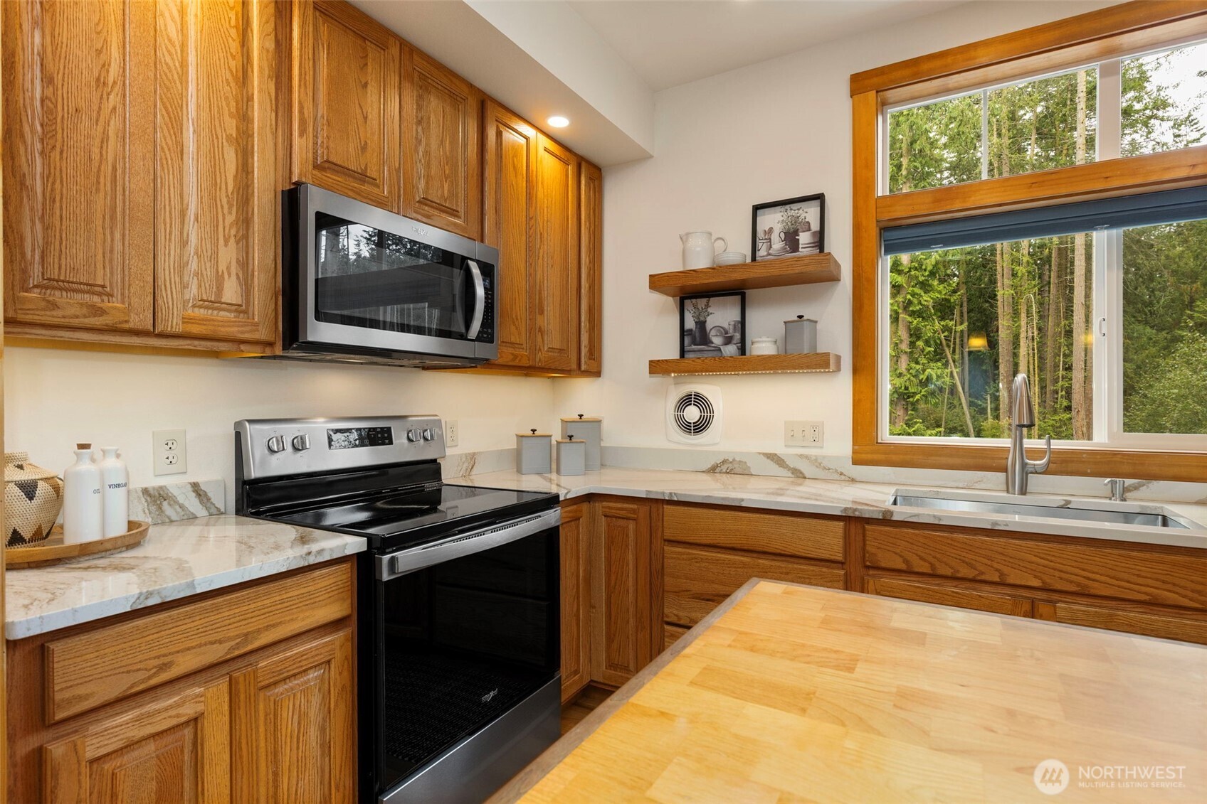 1061 53rd Street Property Photo 12