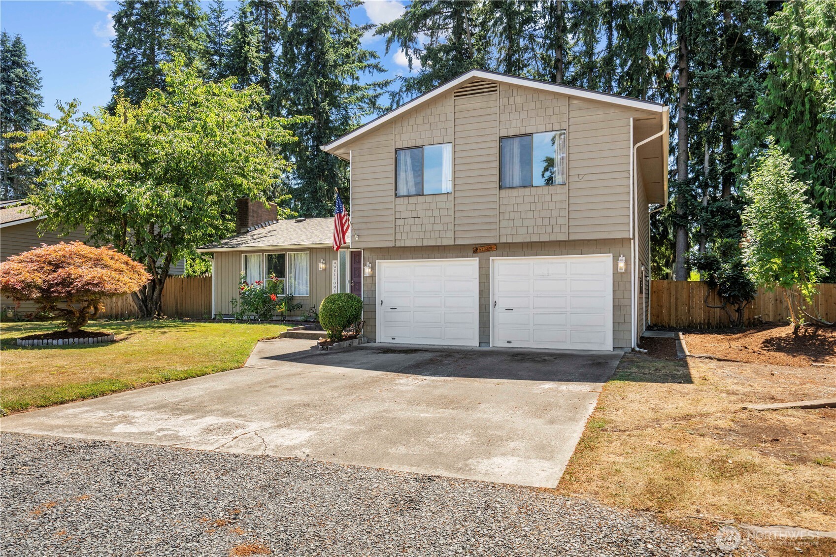 4422 108th Street Property Photo 2