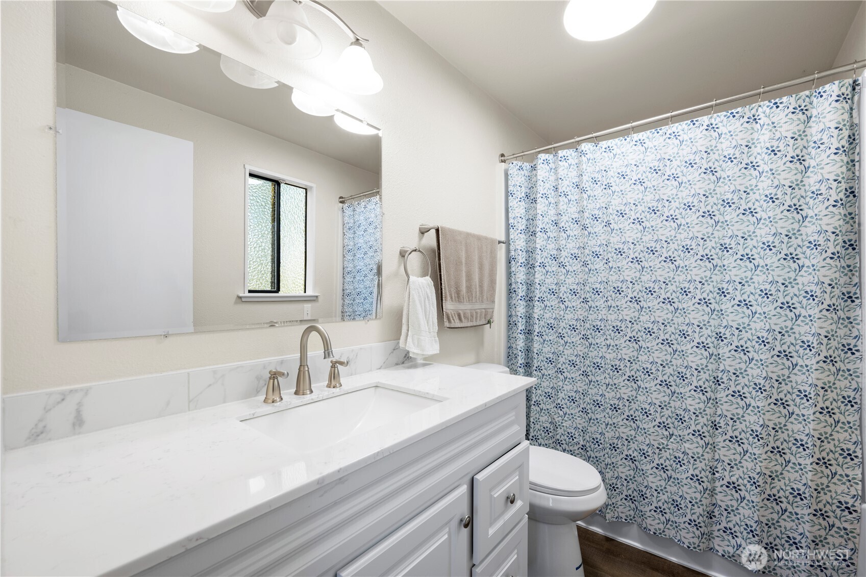 4422 108th Street Property Photo 18