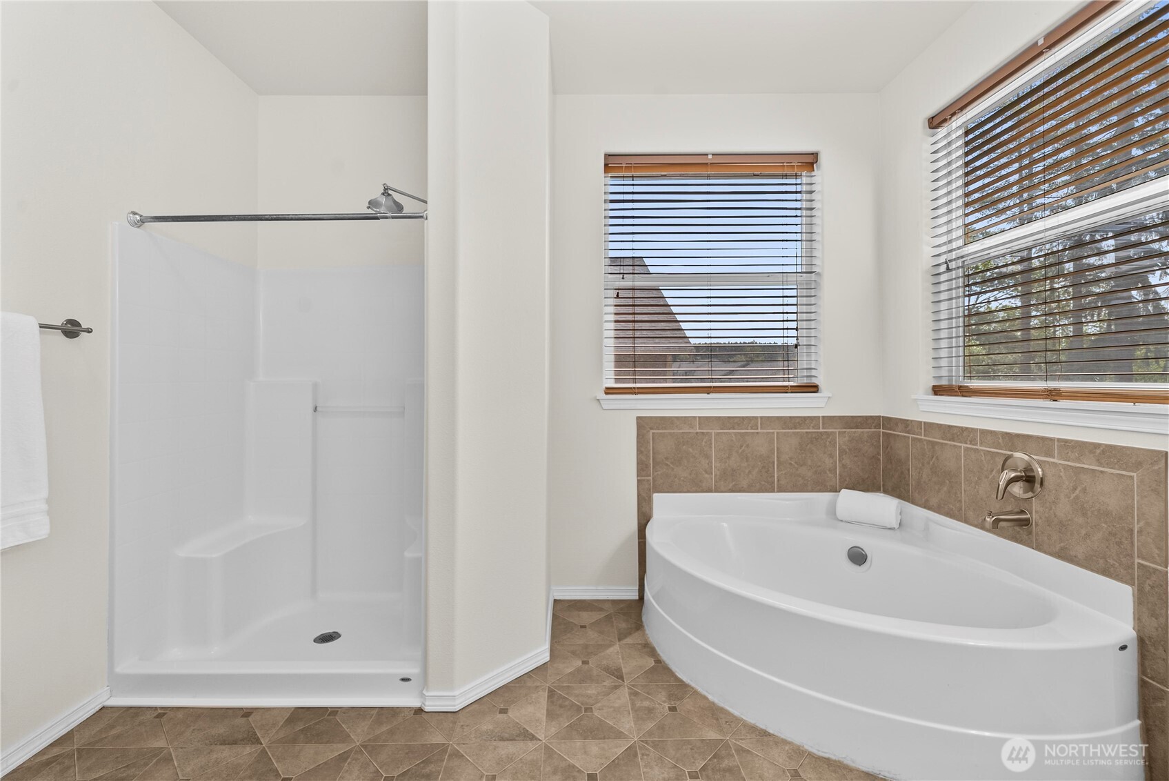 1336 E 51 Property Photo 23