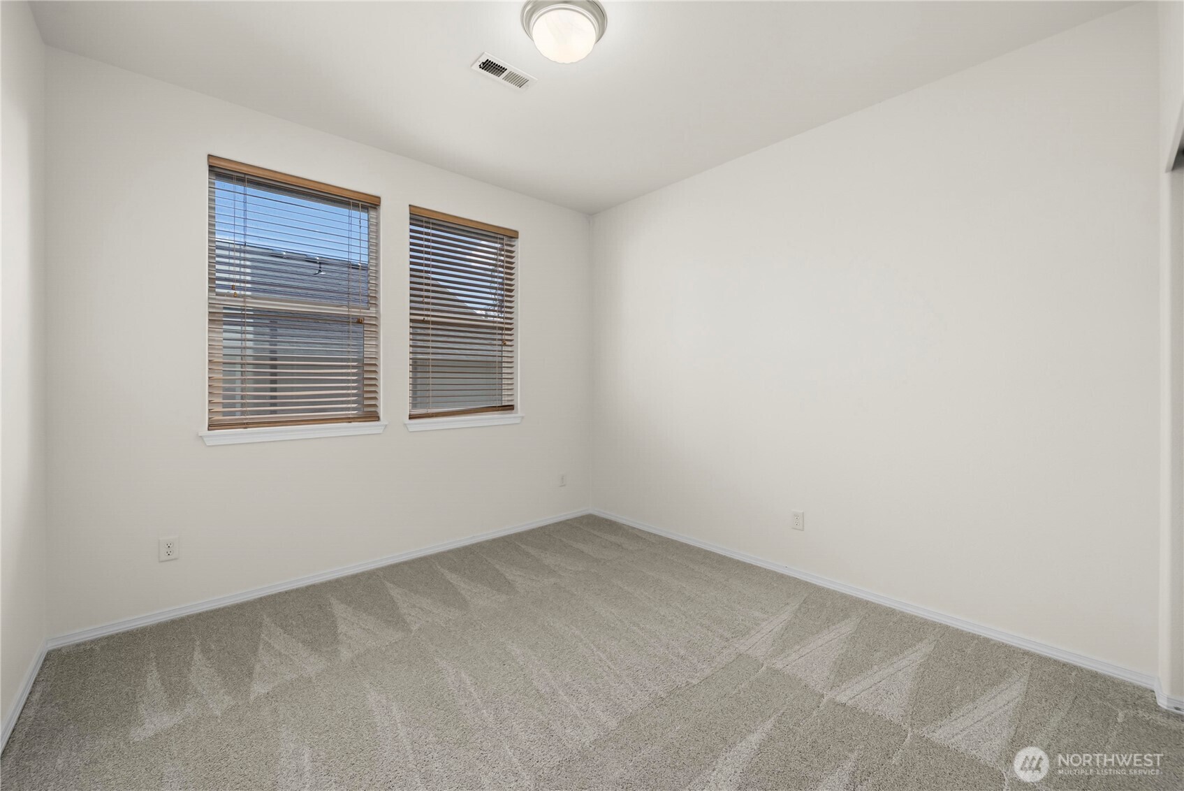 1336 E 51 Property Photo 25