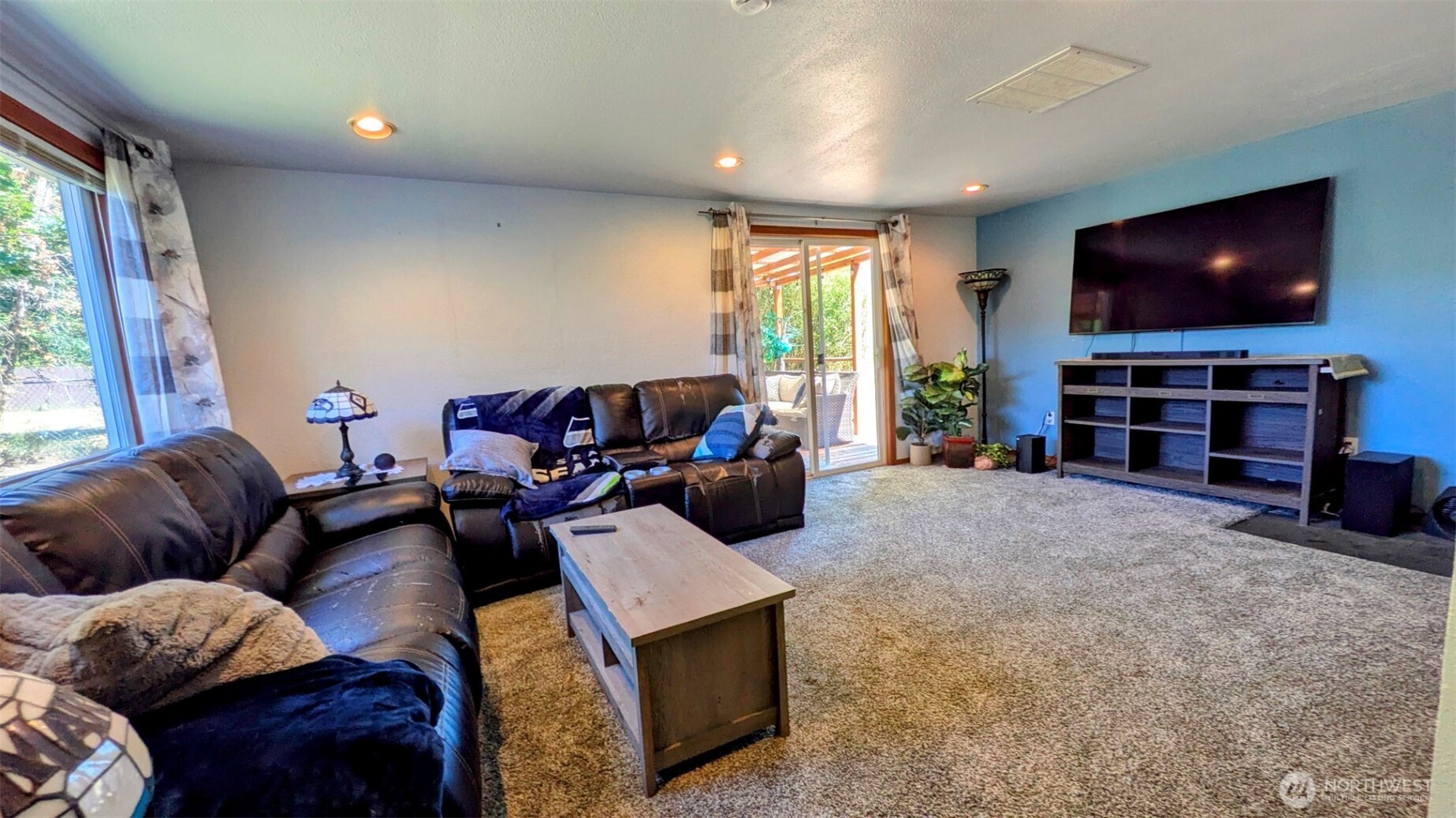 14611 Meadows Court Property Photo 7