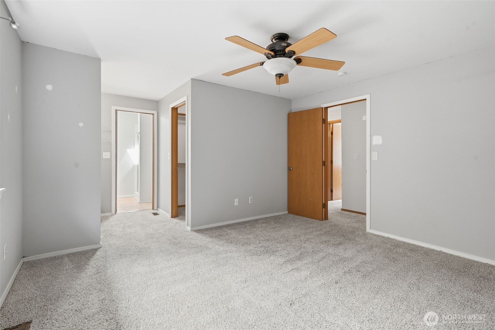 5636 Perdemco Avenue Property Photo 22