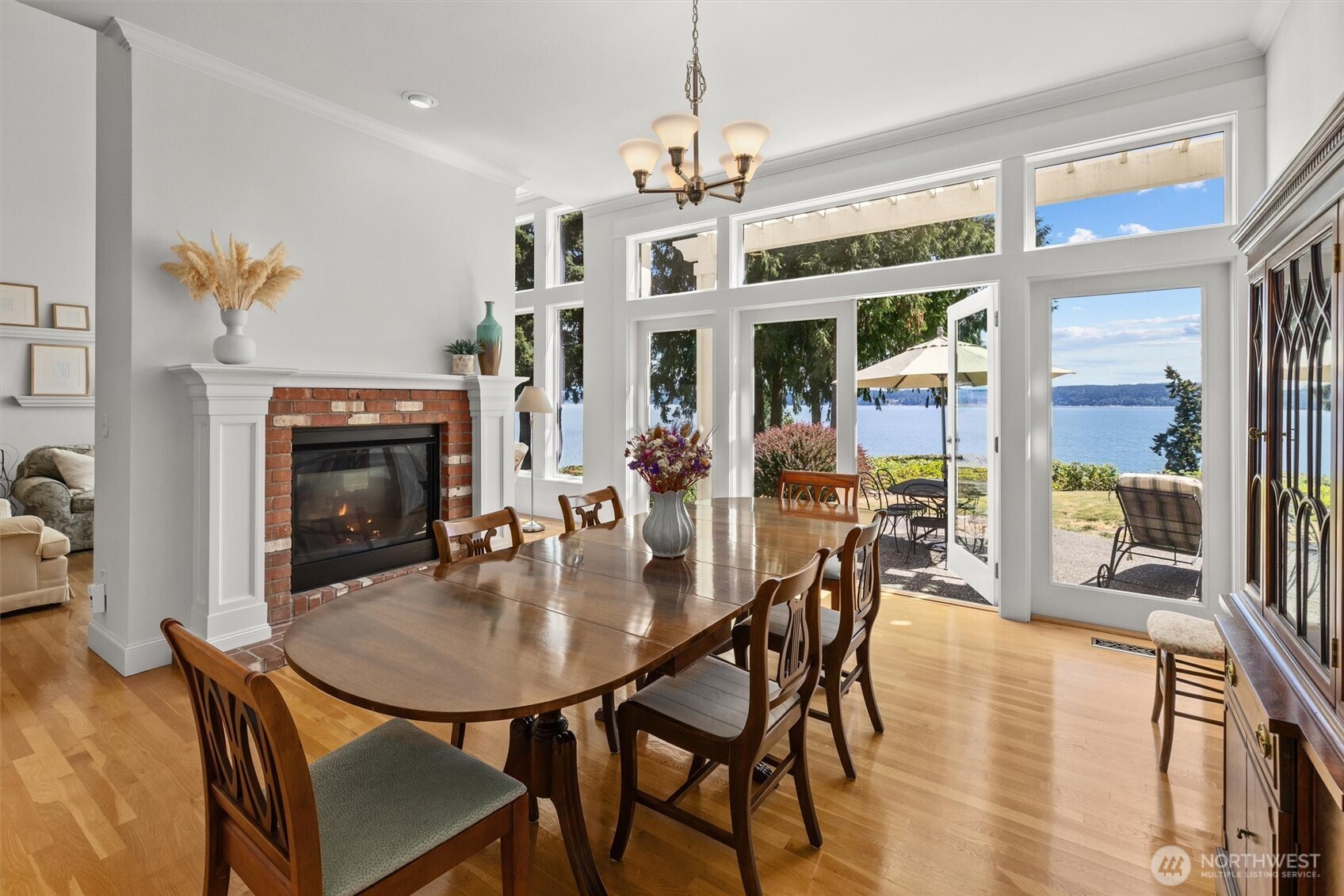 2475 Bretland Road Property Photo 13
