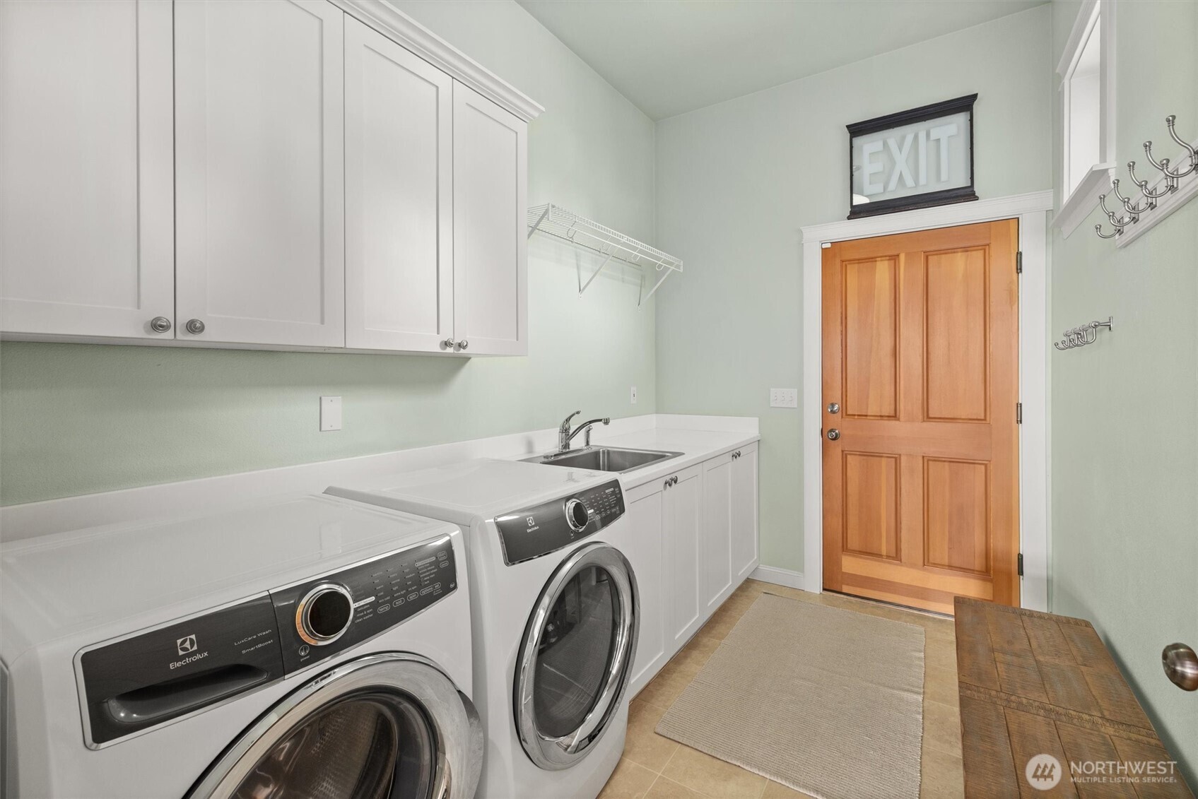 2475 Bretland Road Property Photo 27