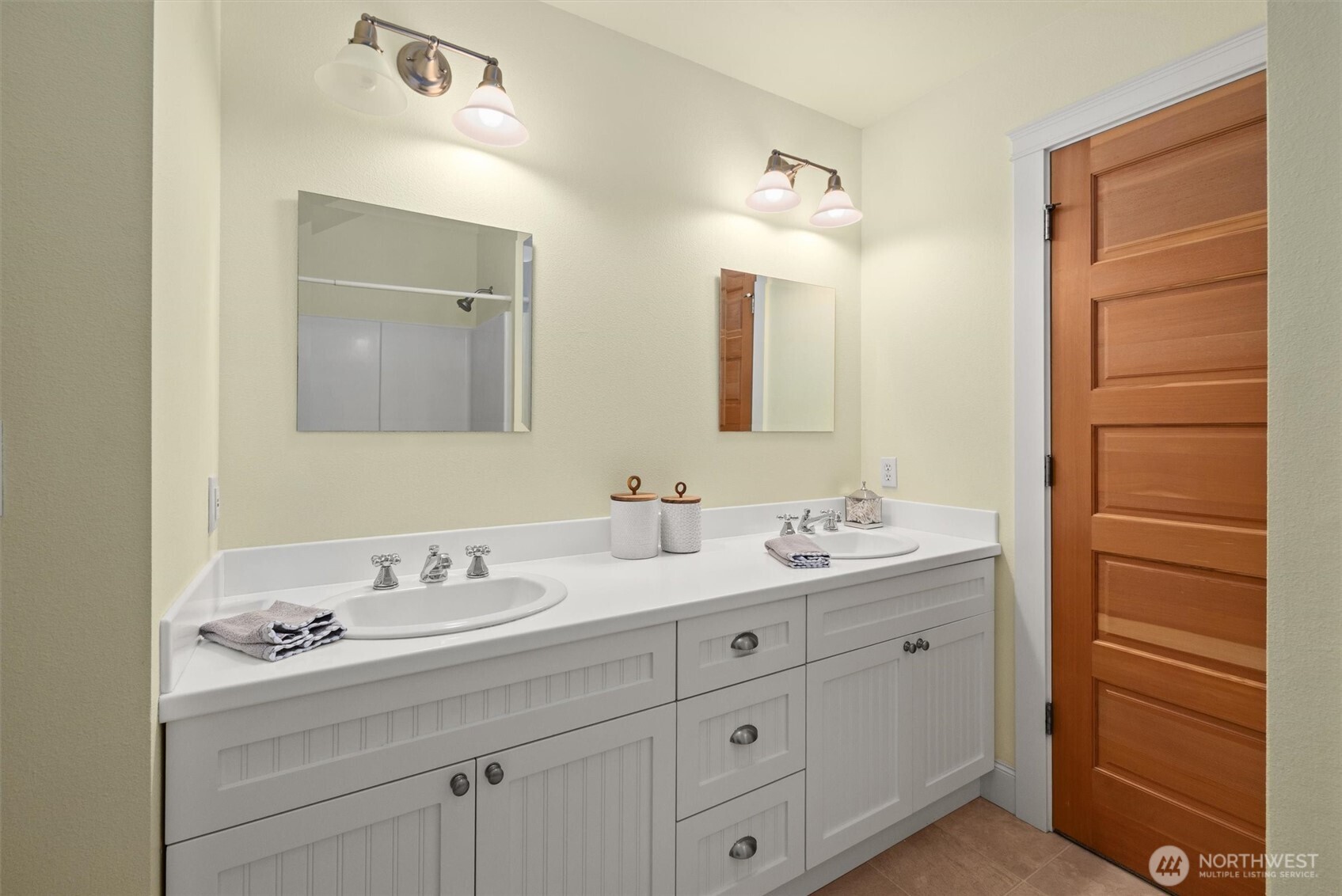 2475 Bretland Road Property Photo 37