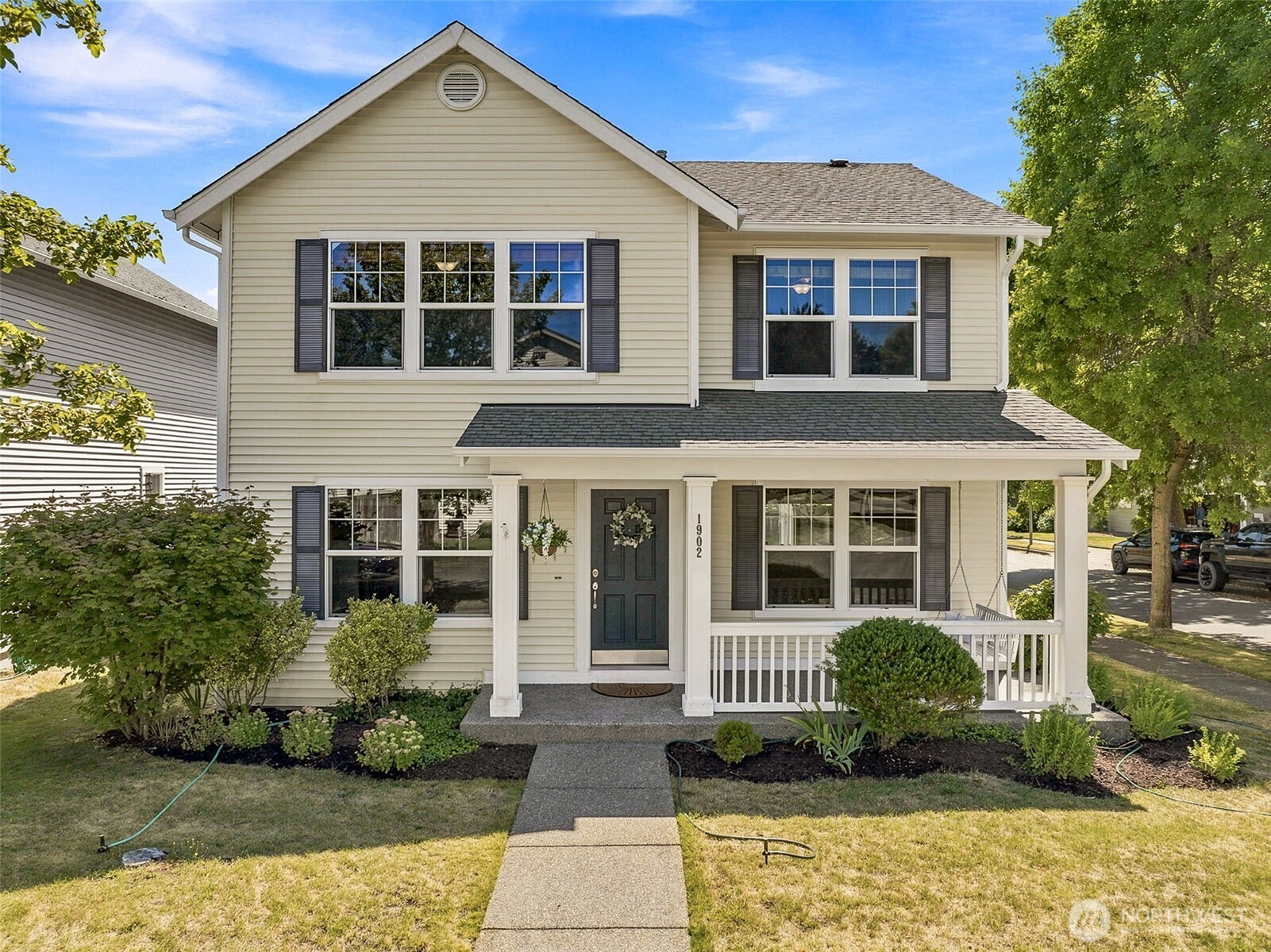 1902 Shipman Avenue Property Photo 1