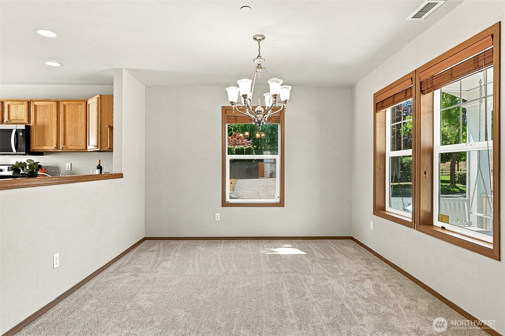 1902 Shipman Avenue Property Photo 10
