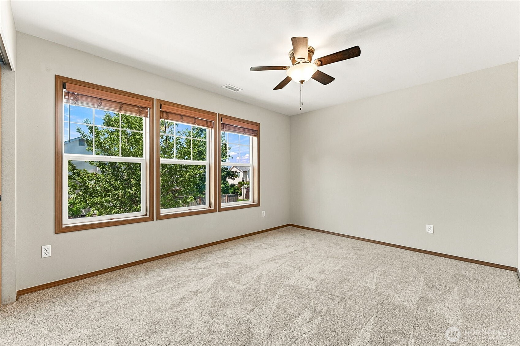 1902 Shipman Avenue Property Photo 24