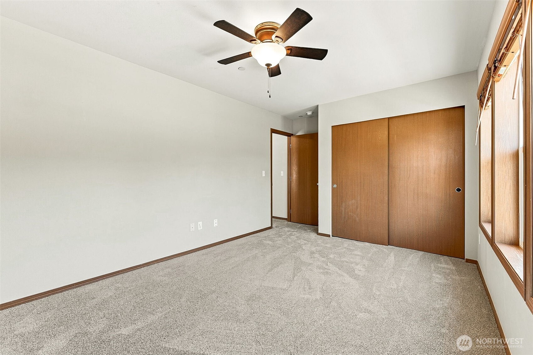 1902 Shipman Avenue Property Photo 25