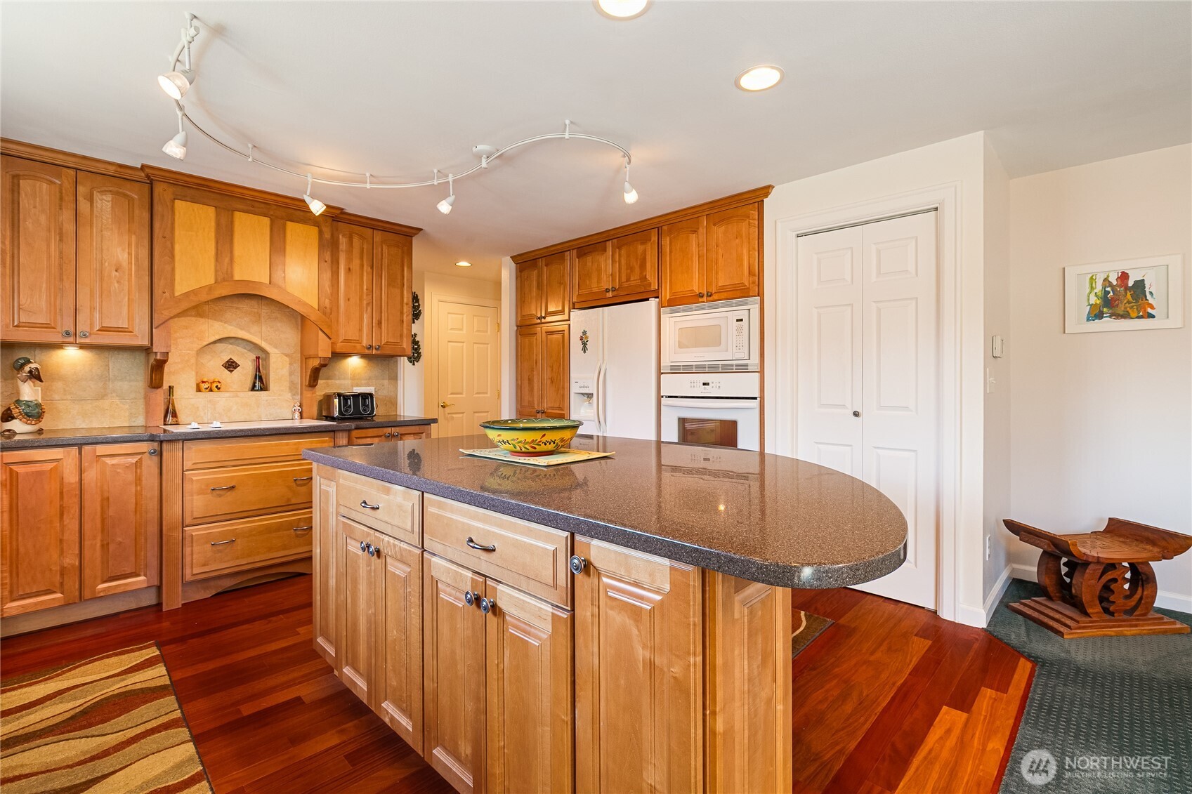 6994 Helweg Lane Property Photo 19