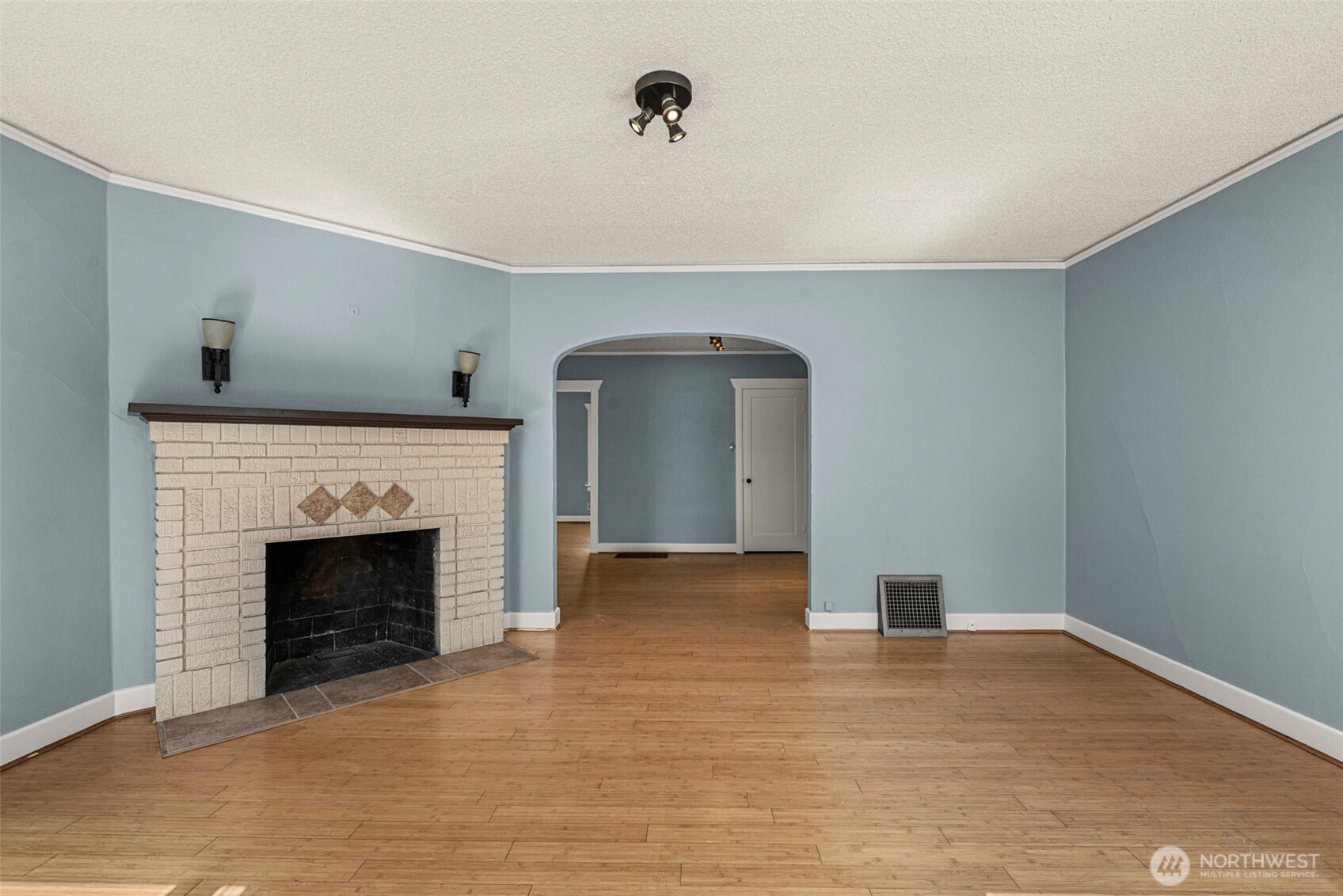 710 S Monroe Street Property Photo 16