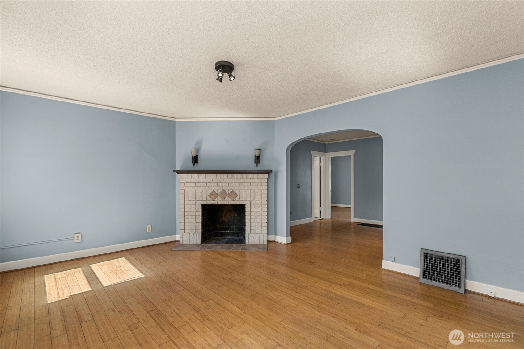 710 S Monroe Street Property Photo 17