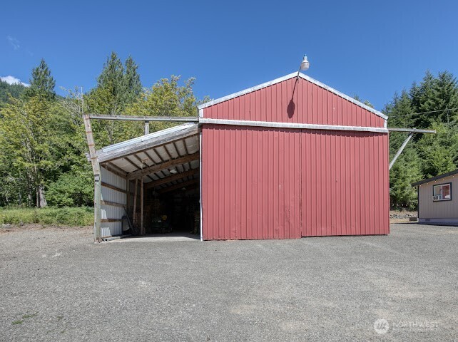 8619 Us Highway 12 Property Photo 15