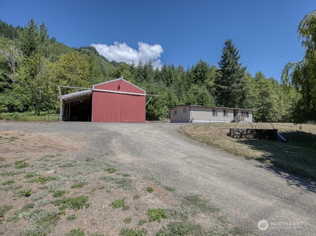 8619 Us Highway 12 Property Photo 17