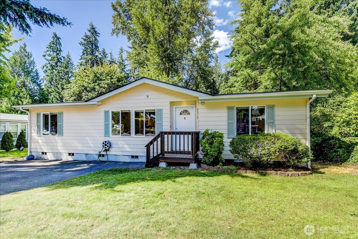 3315 207 Place Property Photo 1