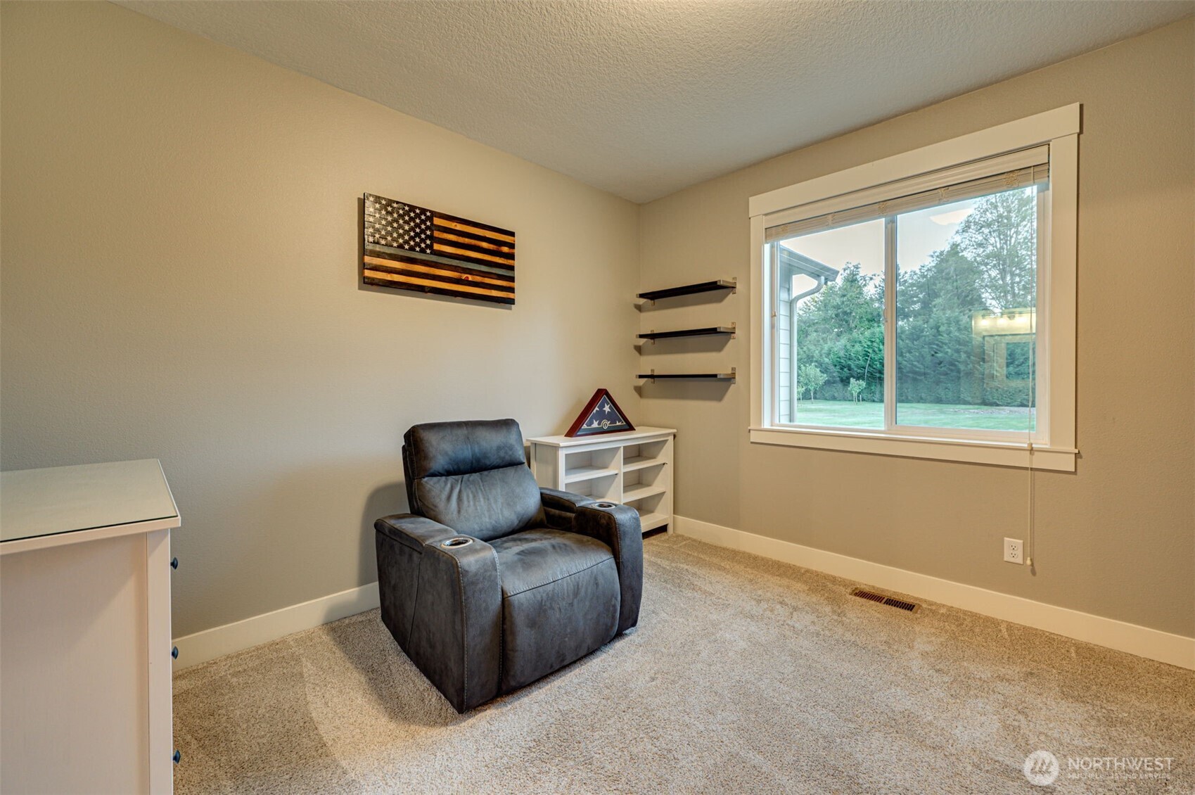 195 Buckingham Drive Property Photo 18
