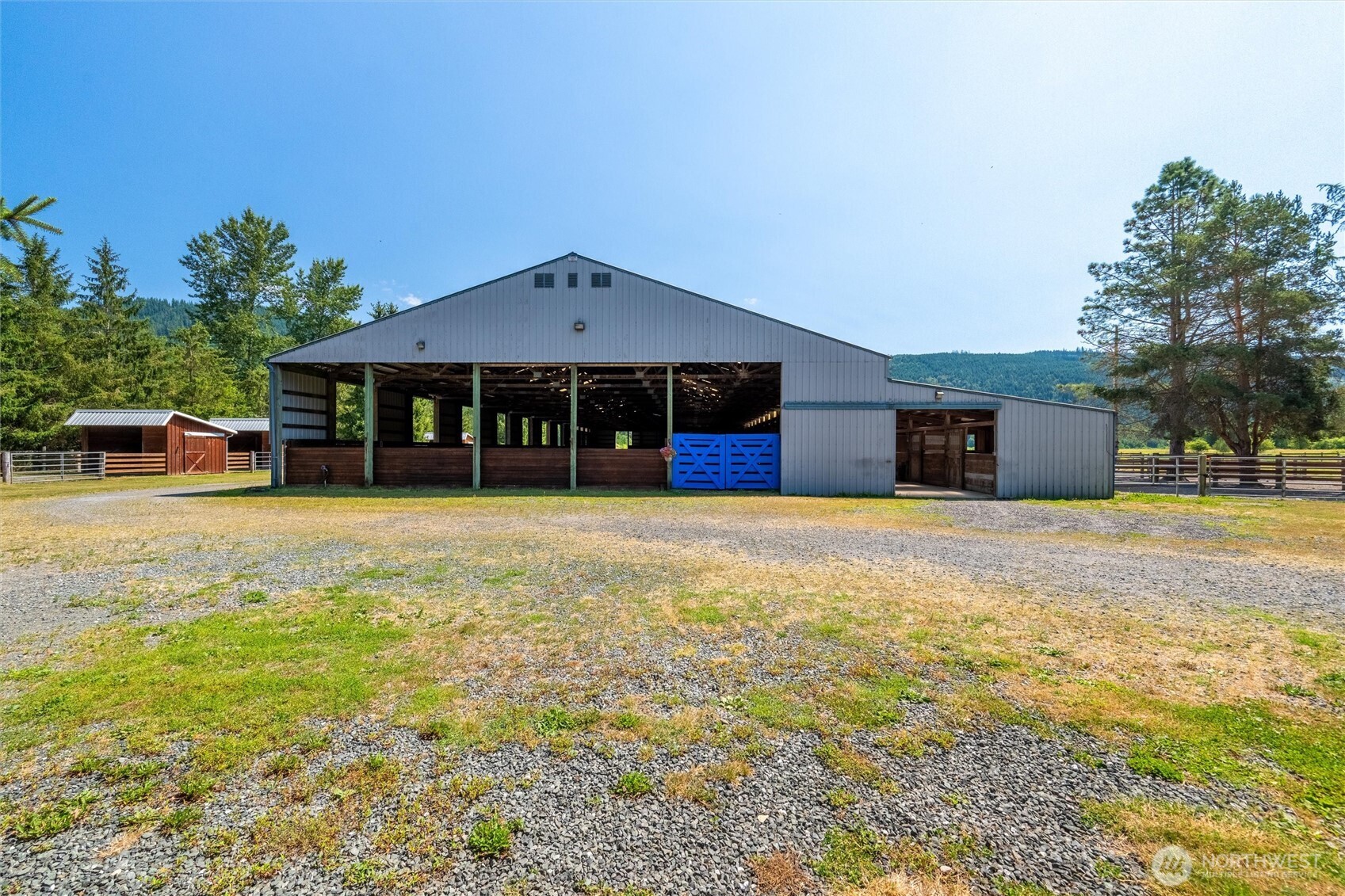 3086 Standard Road Property Photo 4
