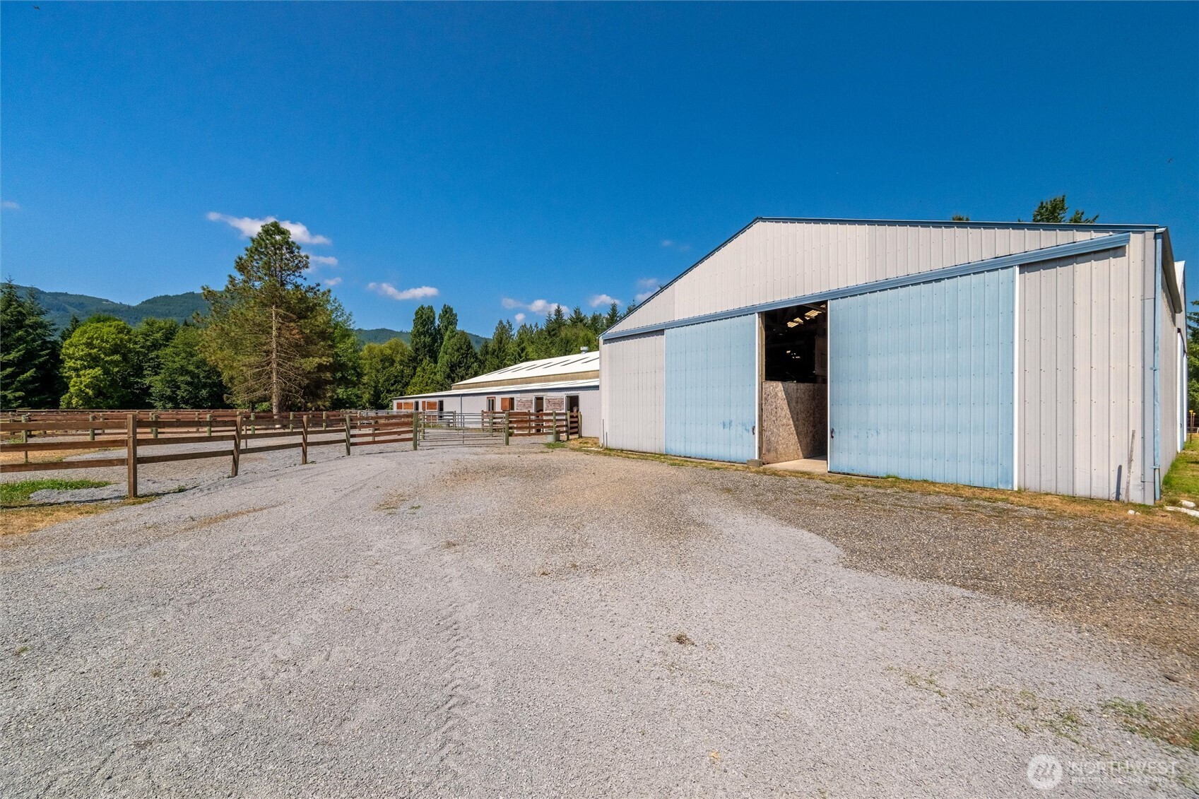 3086 Standard Road Property Photo 20