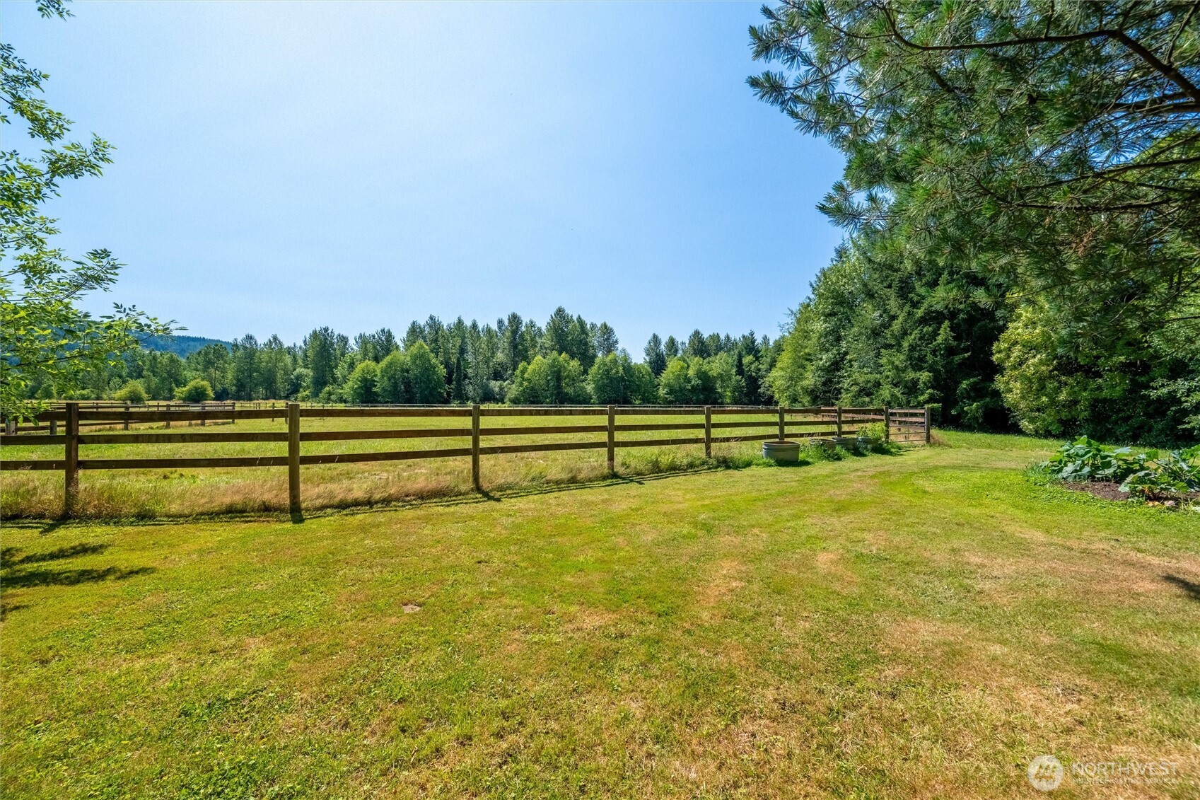3086 Standard Road Property Photo 24