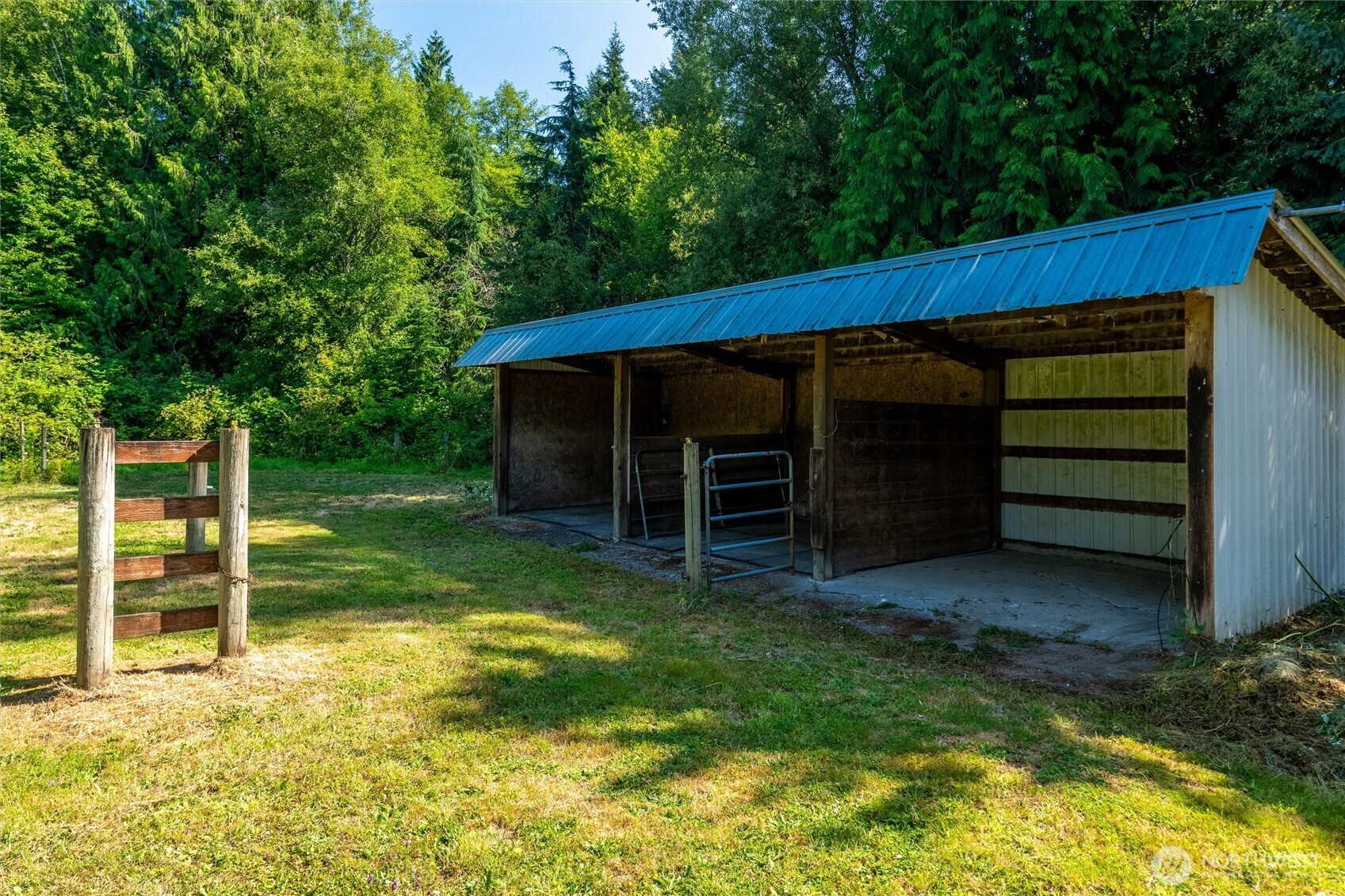 3086 Standard Road Property Photo 36