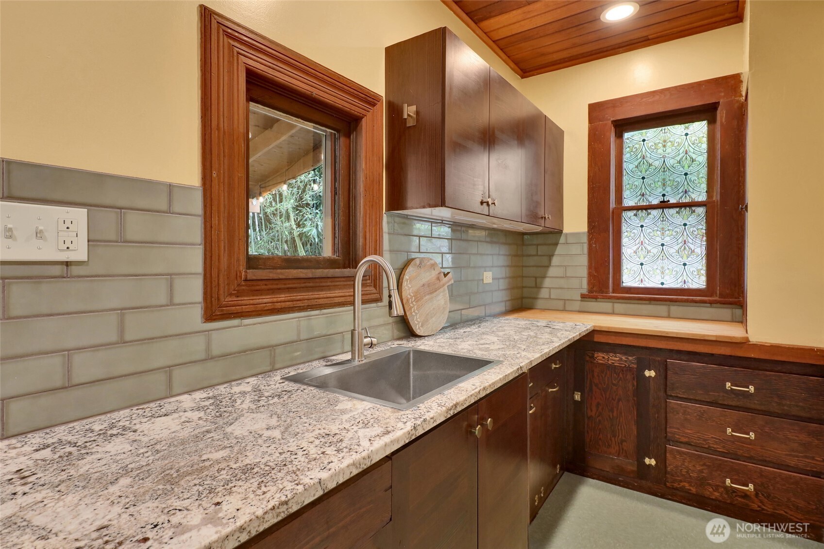 1016 21st Street Property Photo 26