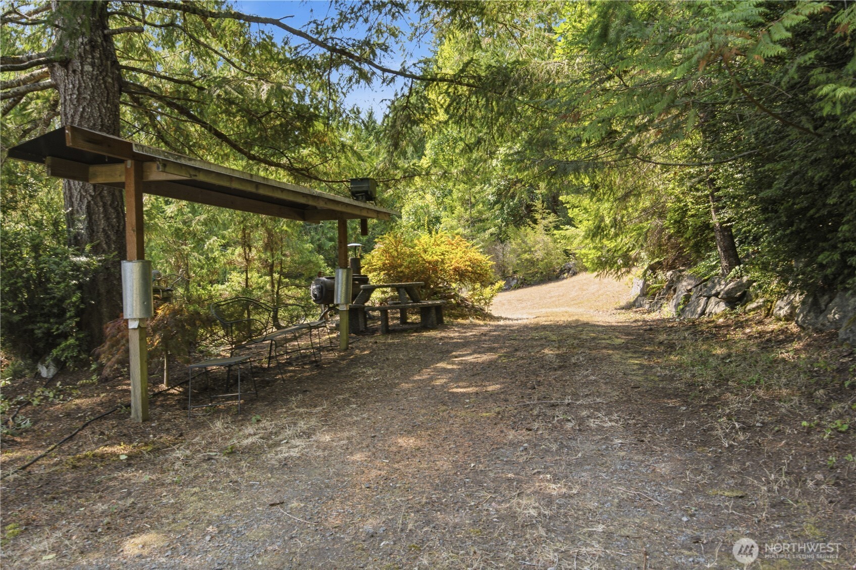 535 Juanita Drive Property Photo 35