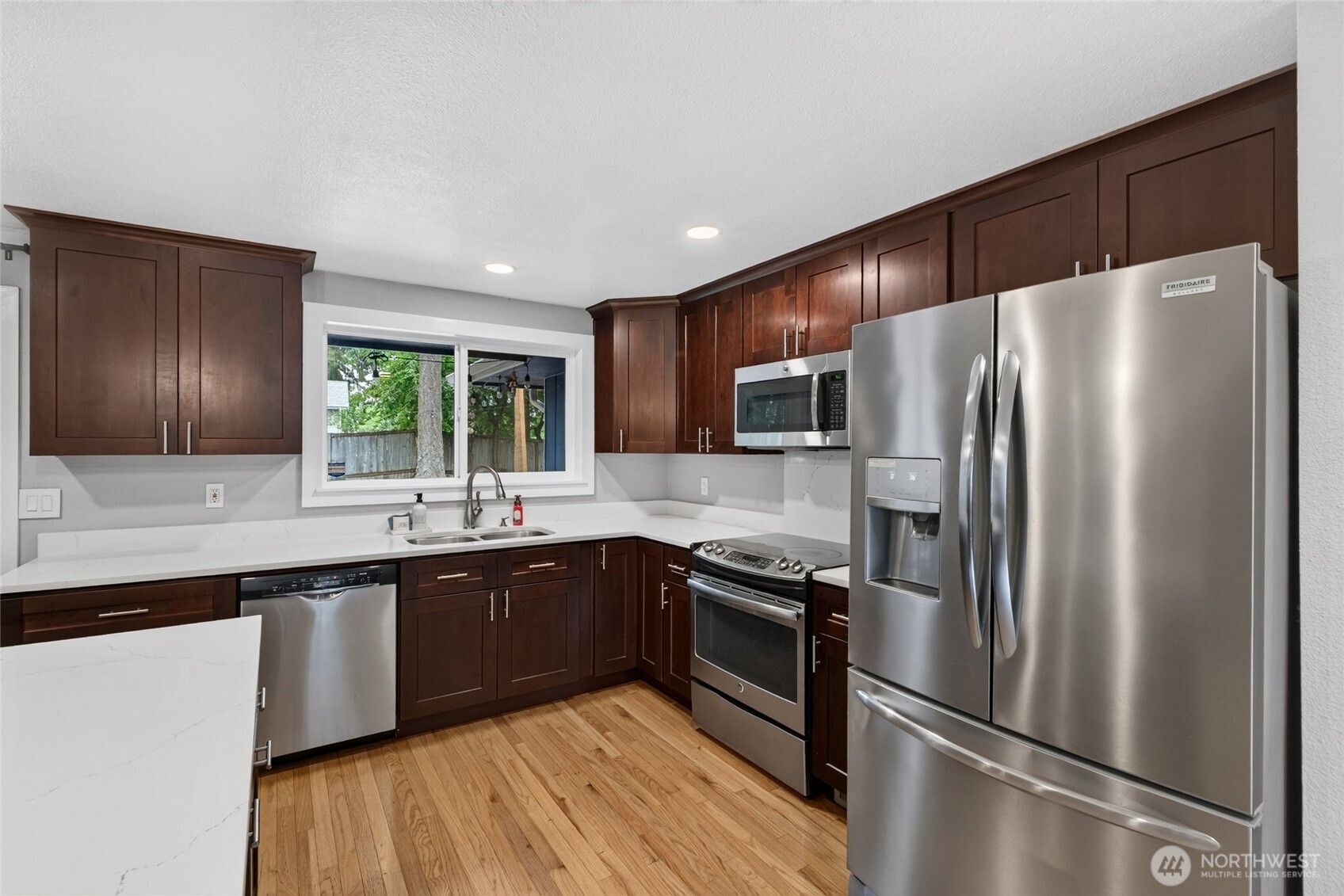 14401 106th Avenue Ct Property Photo 9