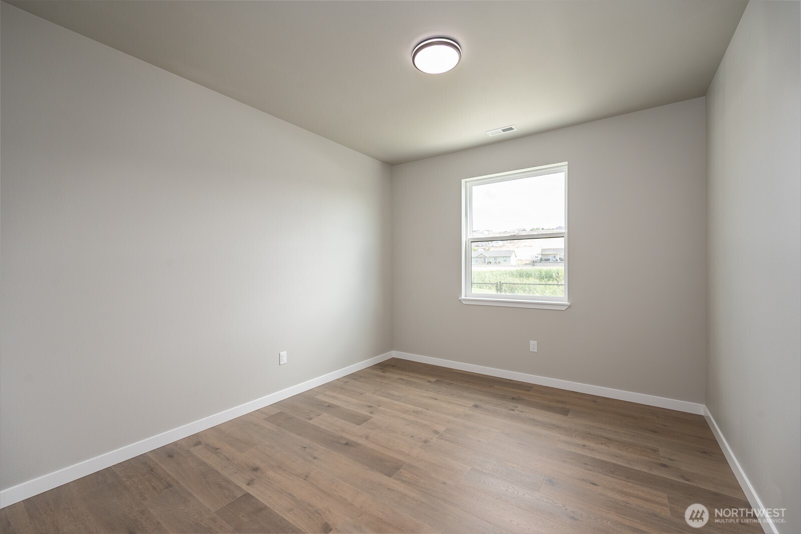 6651 Clubhouse Drive 92 Property Photo 11