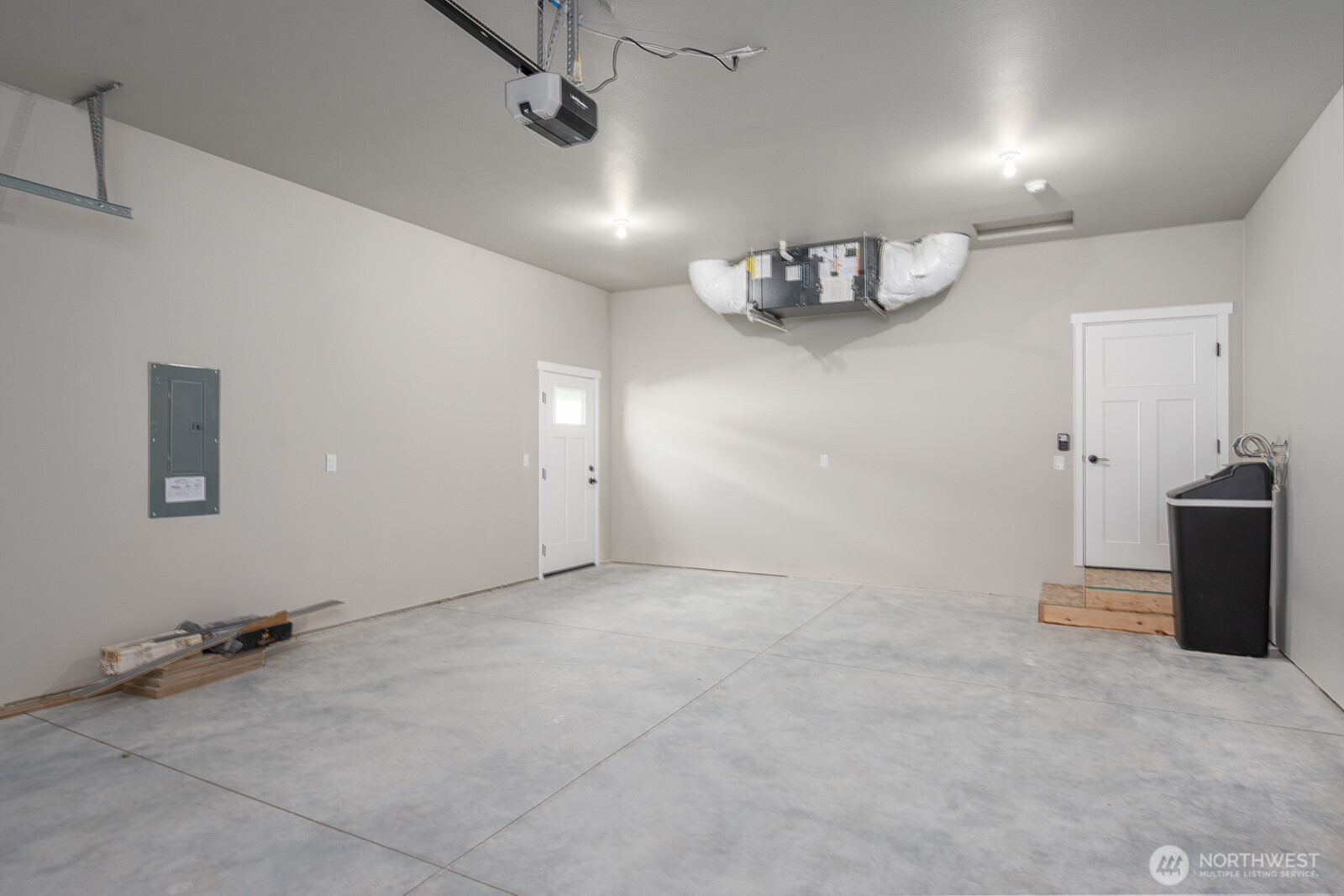 6651 Clubhouse Drive 92 Property Photo 13