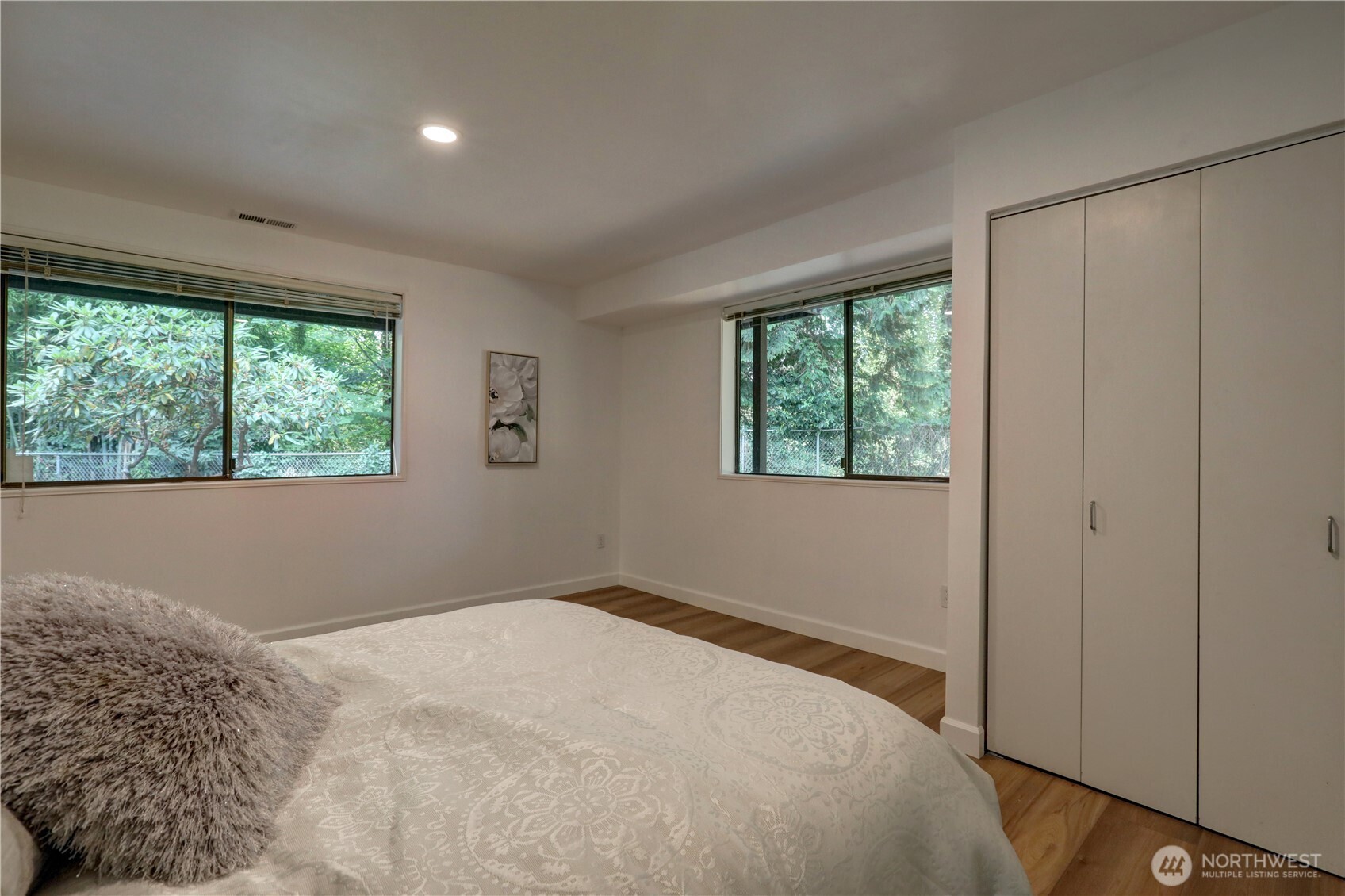 901 129th Place Property Photo 22