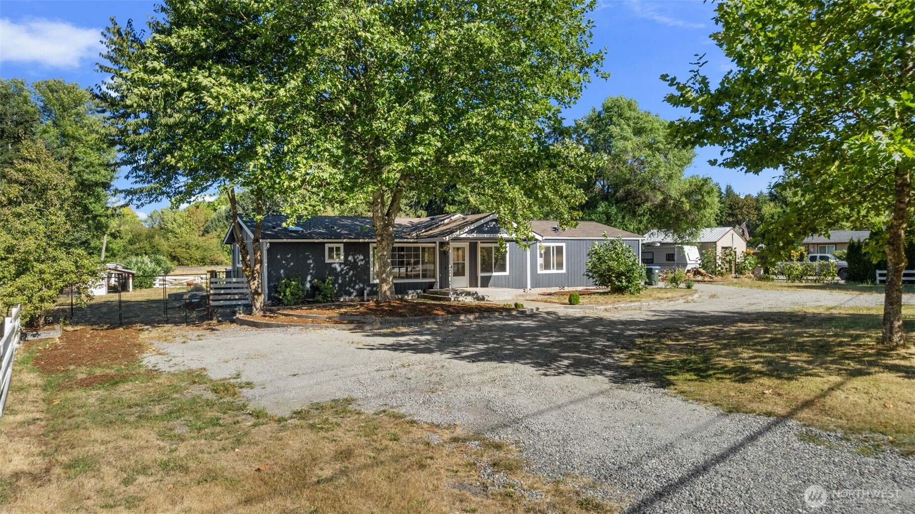 21644 Old Hwy 99 Property Photo 3