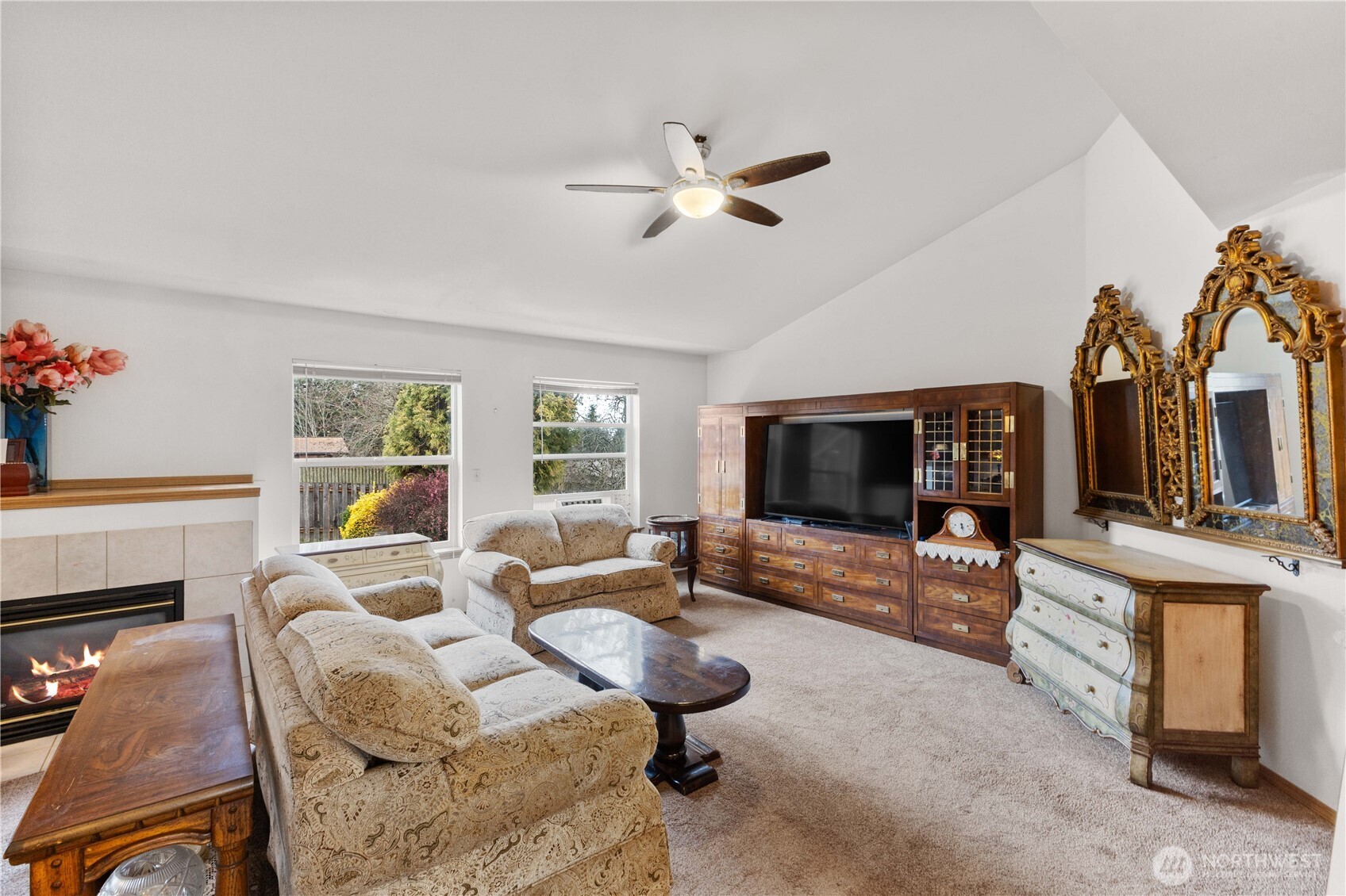 9923 74th Avenue Property Photo 4