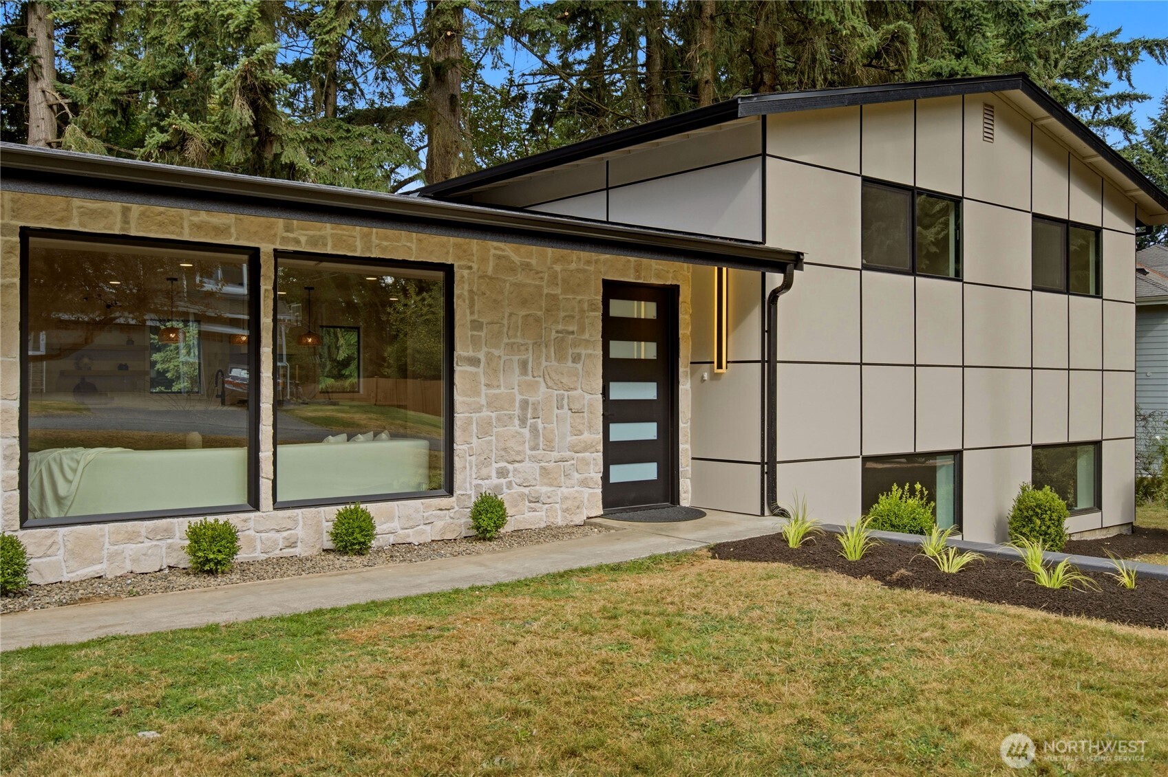 15709 76th Pl Ne Property Photo 5